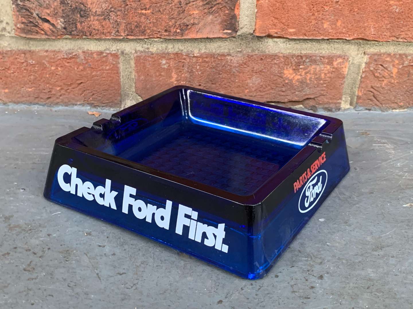 <p>Ford Square Glass Ashtray&nbsp;</p>