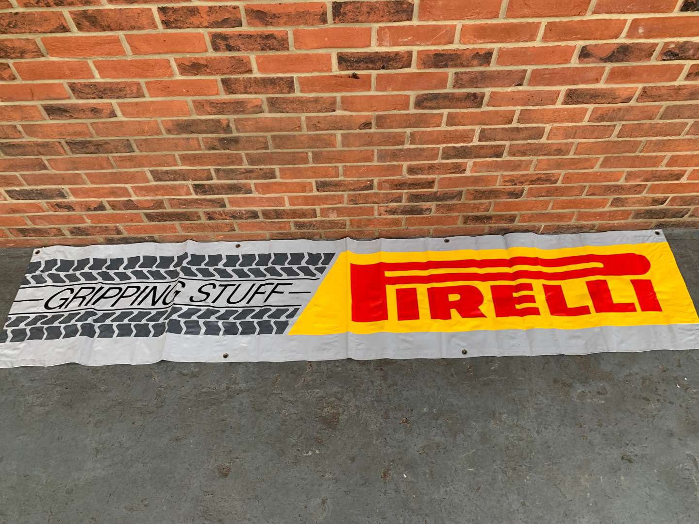 <p>Gripping Stuff Pirelli Tyre's Banner</p>