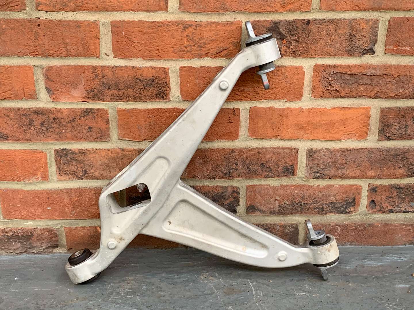 <p>Maclaren Suspension Arm</p>