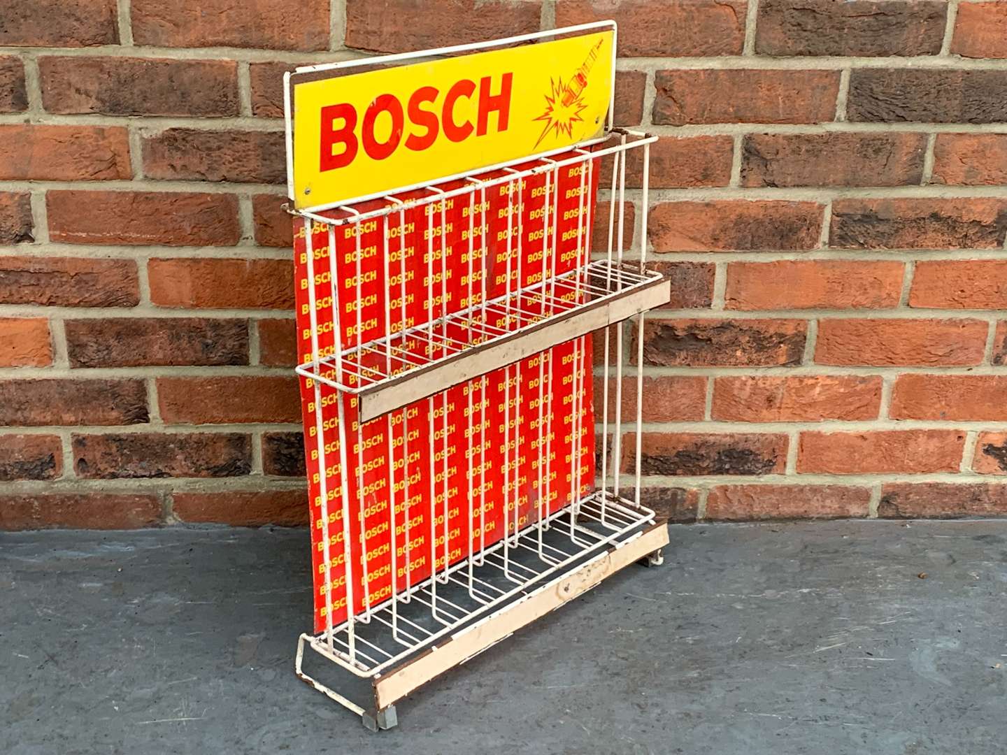 <p>Bosch Wirewrok Spark Plug Display&nbsp;</p>