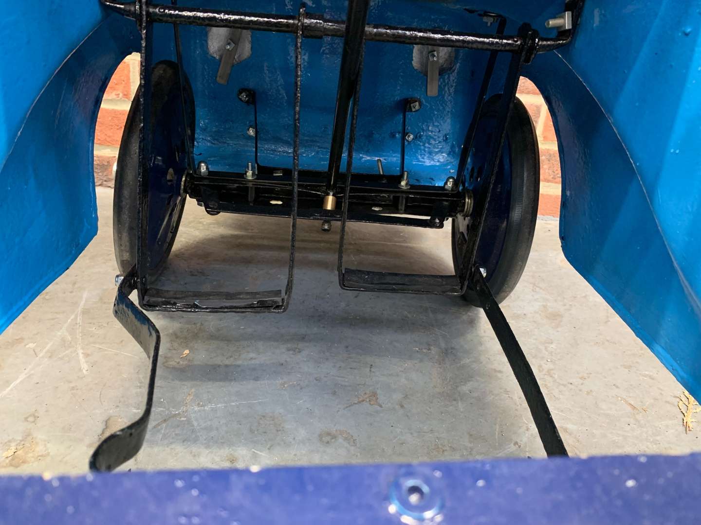 <p>&nbsp;1950's Triang Centurian Pedal Car</p>