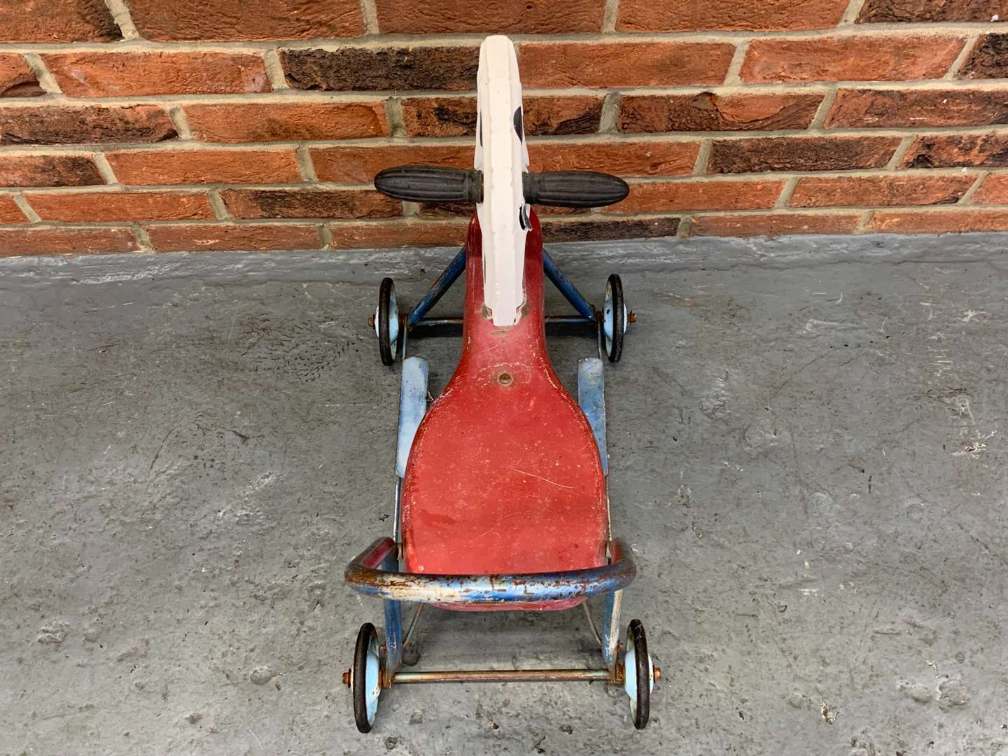 <p>Vintage Child's Ride on Horse</p>