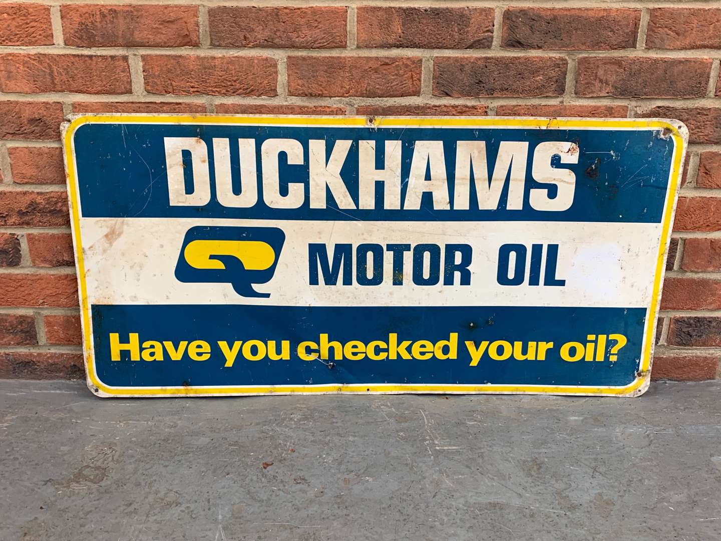 <p>Duckhams Motor Oil Aluminium Sign</p>