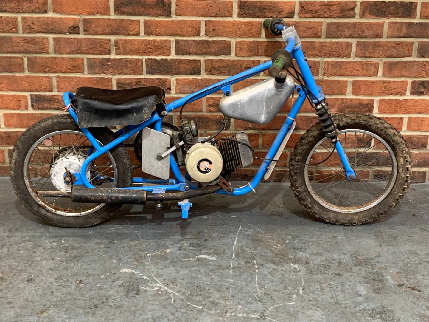 <p>Child's Scrambler Bike (For Restoration)&nbsp;</p>