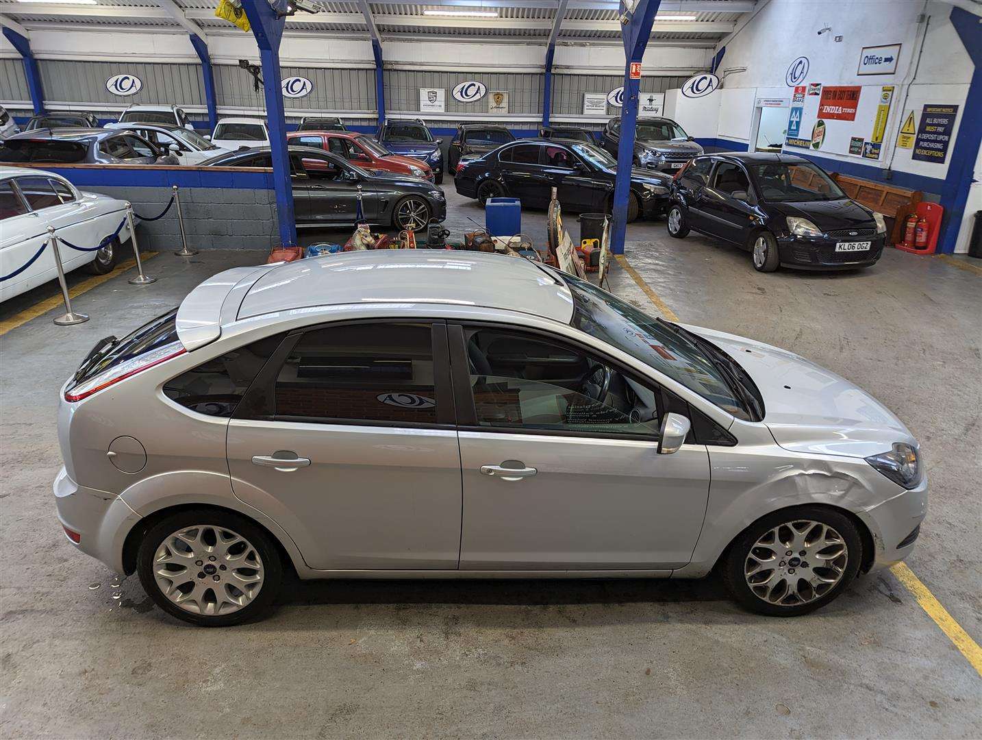 <p>2010 FORD FOCUS ZETEC 100 AUTO</p>