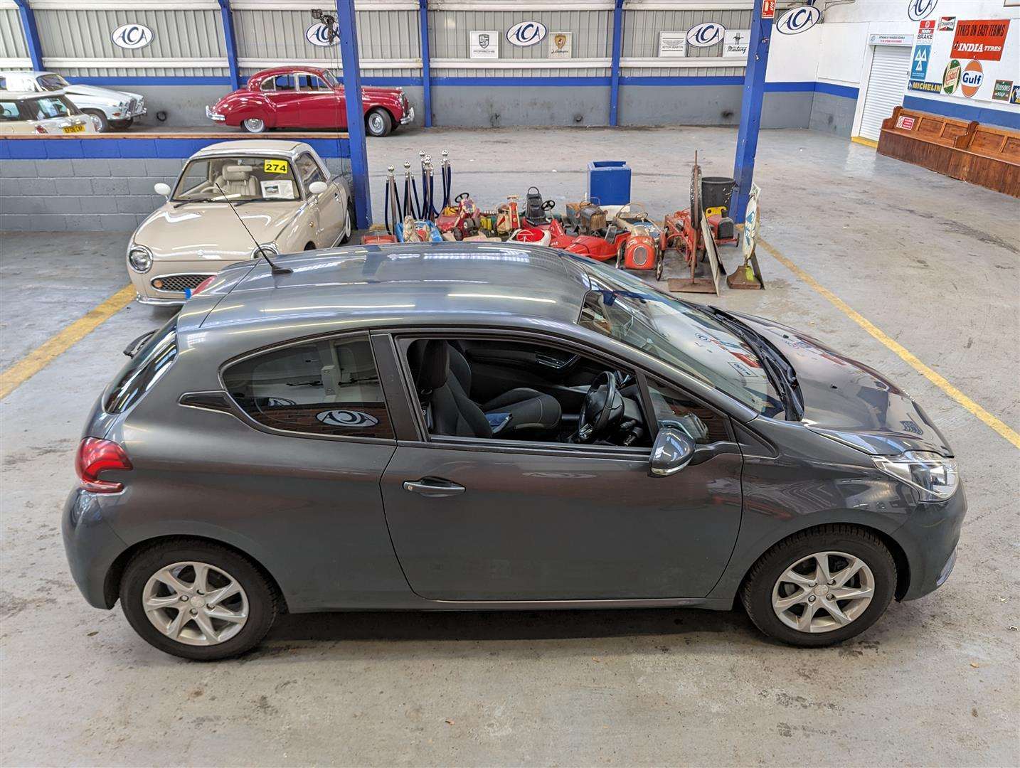 <p>2015 PEUGEOT 208 ACTIVE</p>