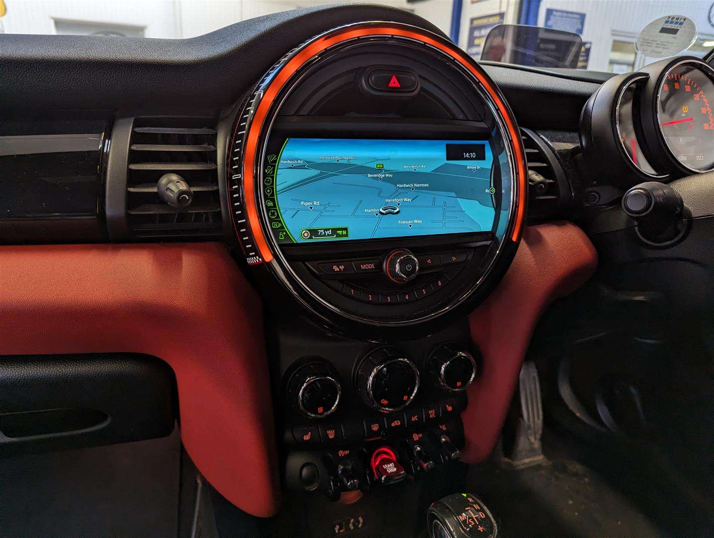 <p>2017 MINI JOHN COOPER WORKS AUTO</p>