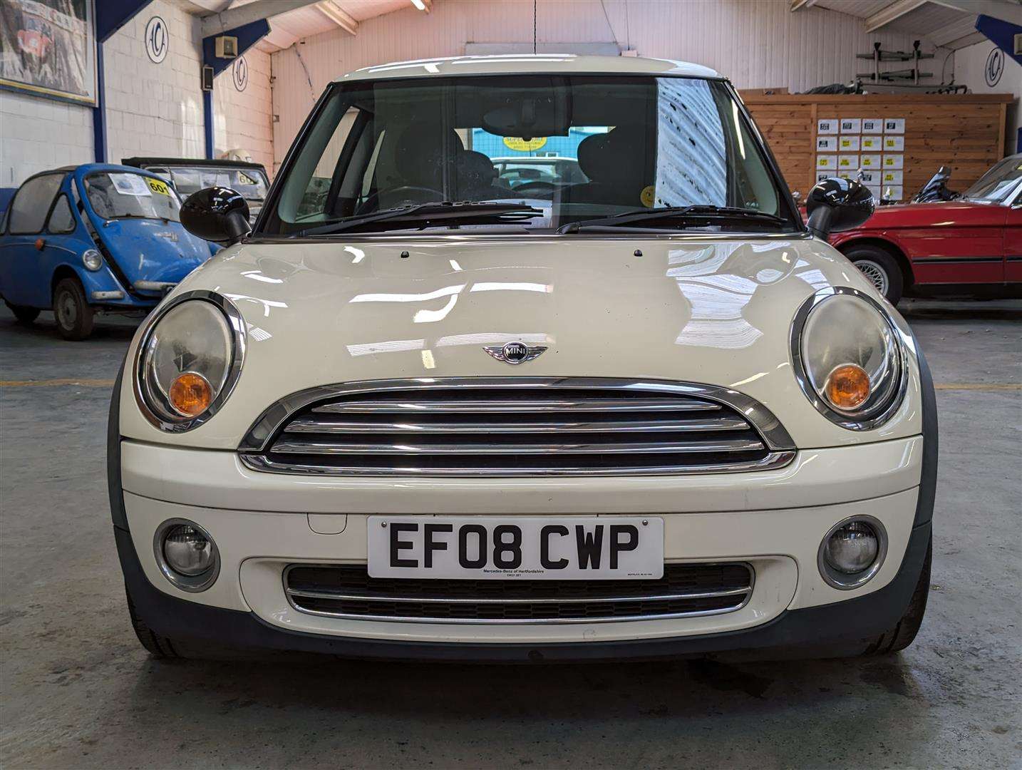 <p>2008 MINI ONE</p>