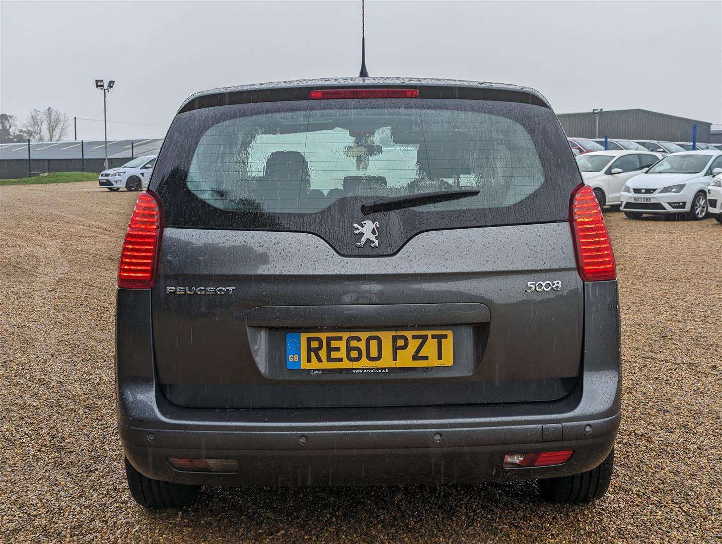 <p>2010 PEUGEOT 5008 SPORT HDI</p>