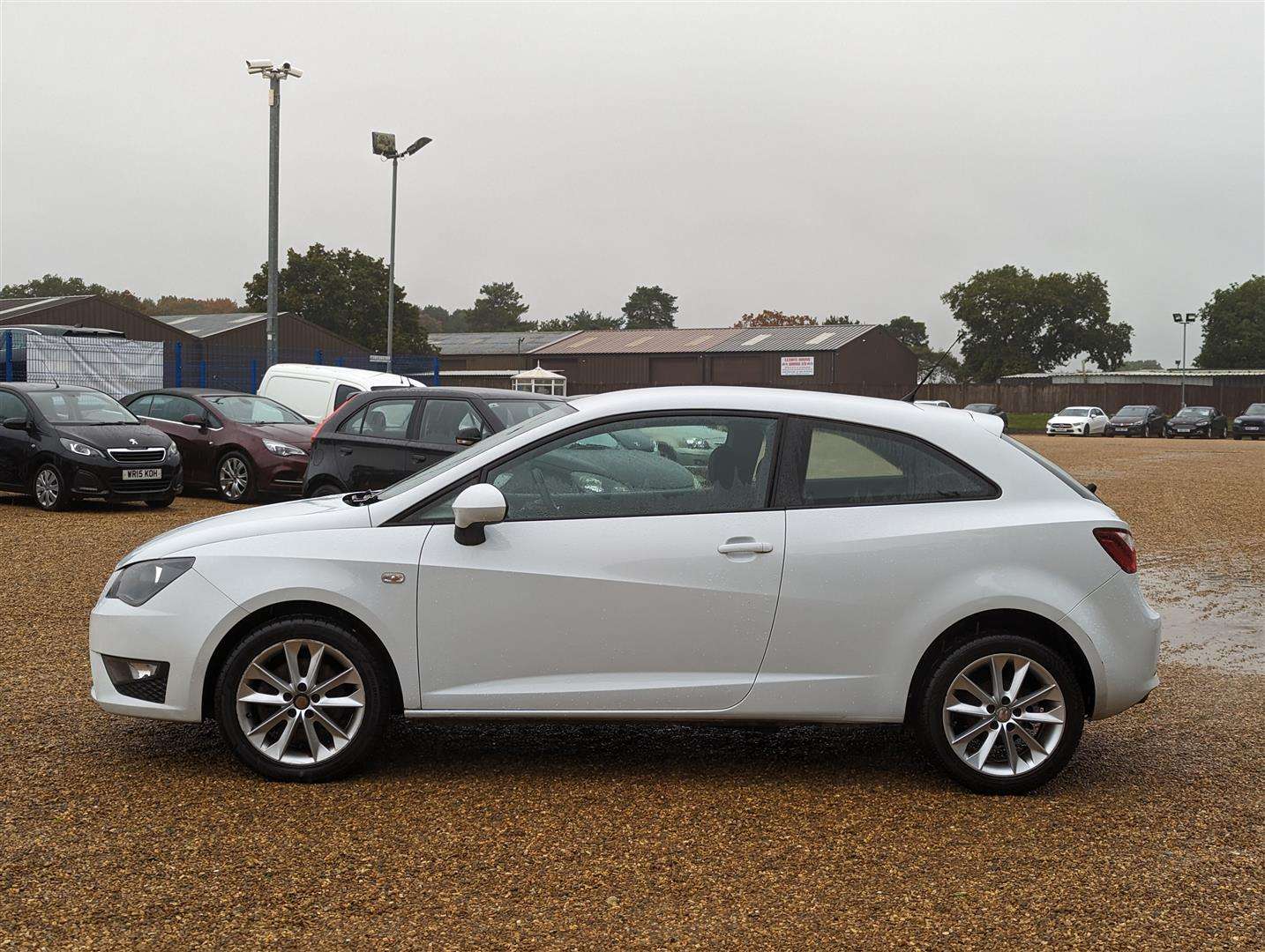 <p>2013 SEAT IBIZA FR CR TDI</p>