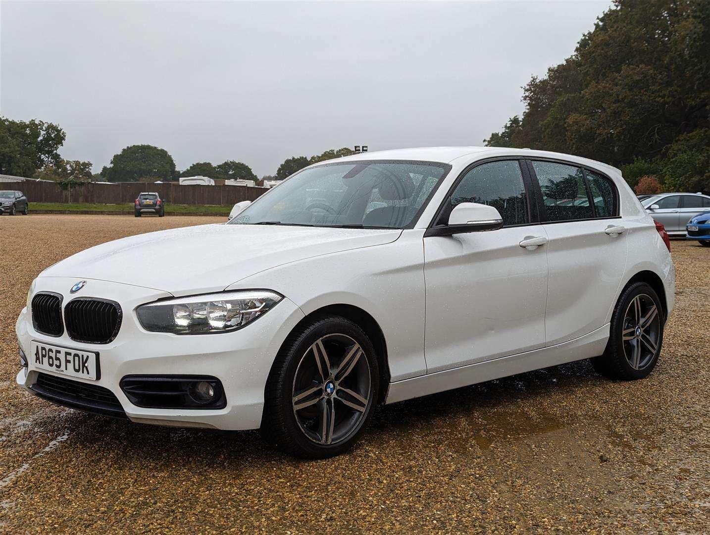 <p>2015 BMW 118D SPORT</p>