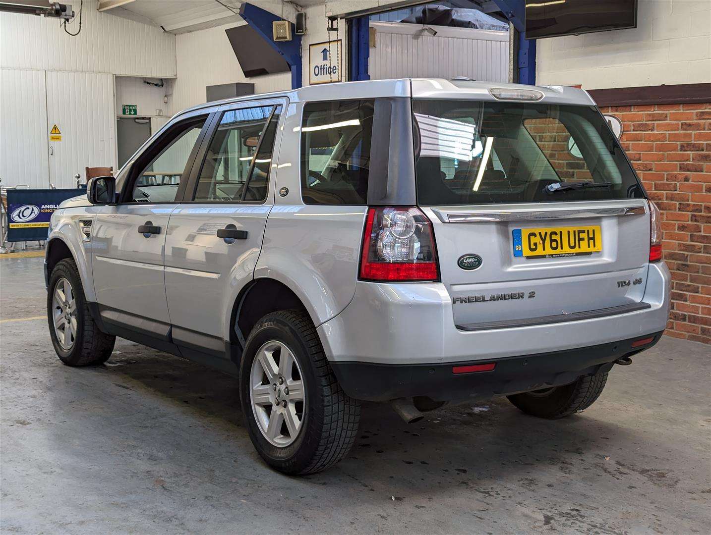 <p>2011 LAND ROVER FREELANDER GS TD4</p>