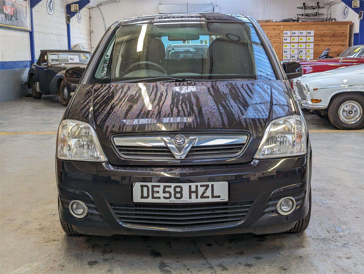 <p>2008 VAUXHALL MERIVA DESIGN</p>