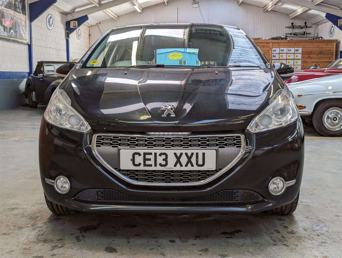 <p>2013 PEUGEOT 208 ALLURE HDI</p>