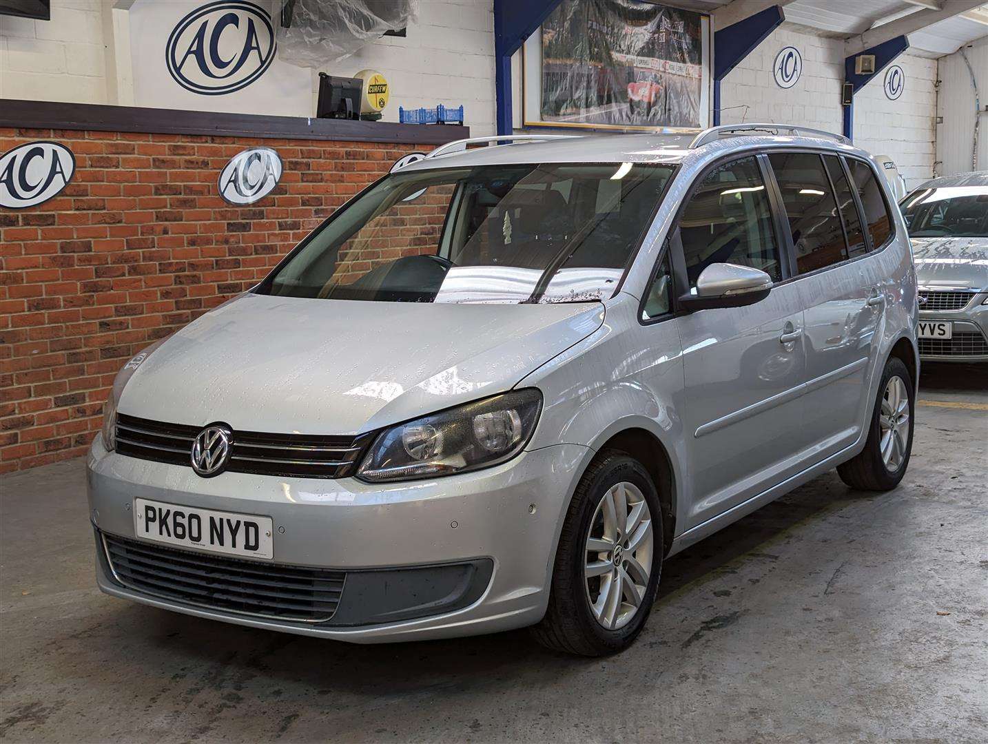 <p>2010 VOLKSWAGEN TOURAN SE BLUE TECH TDI</p>