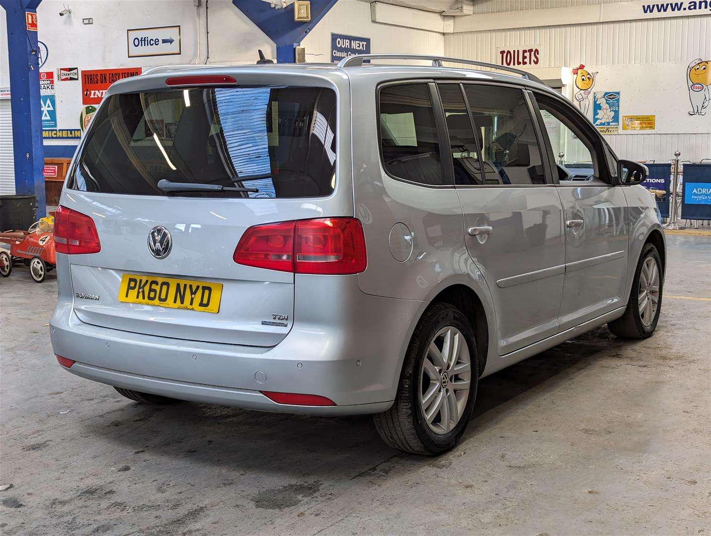 <p>2010 VOLKSWAGEN TOURAN SE BLUE TECH TDI</p>