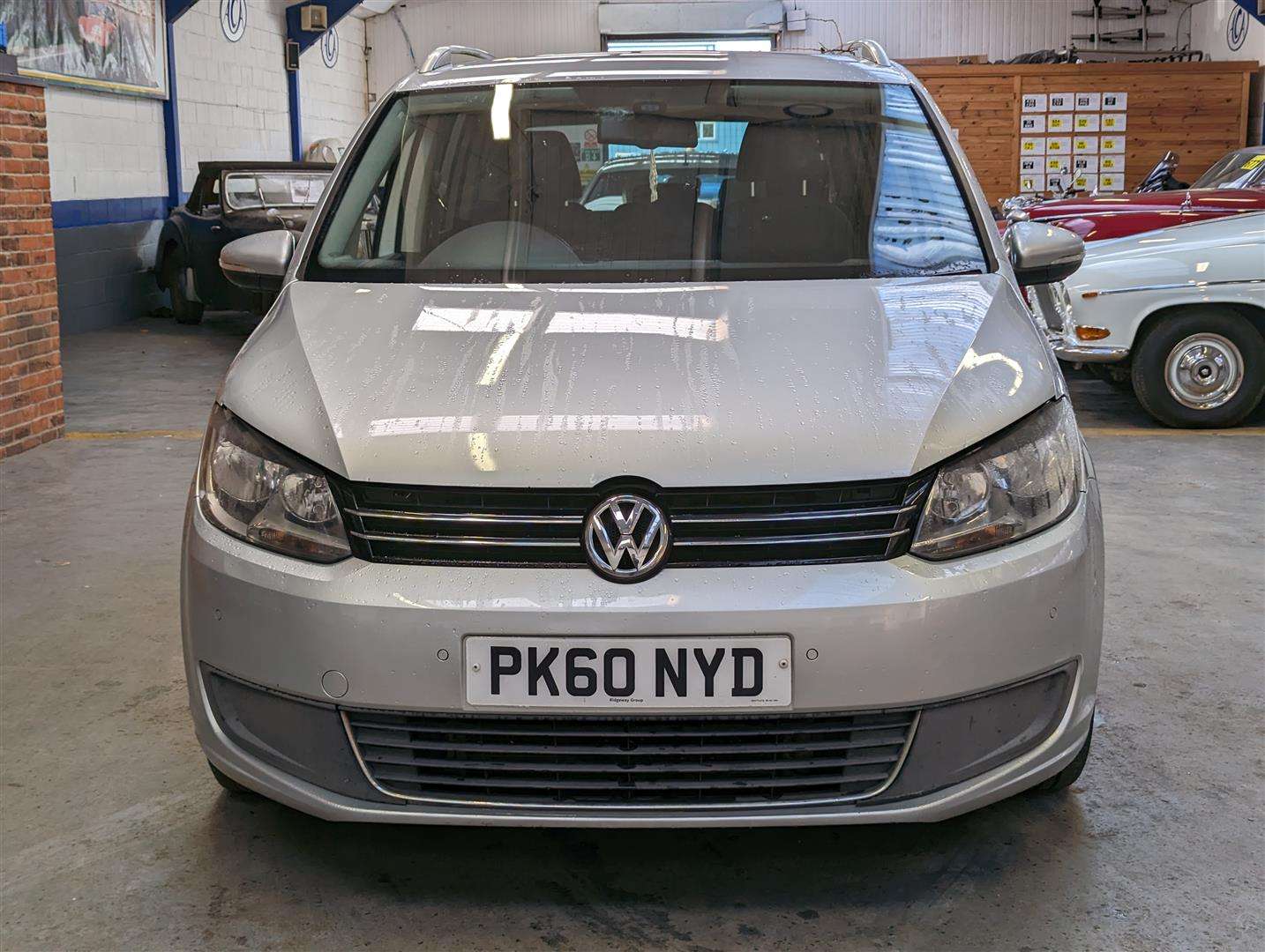 <p>2010 VOLKSWAGEN TOURAN SE BLUE TECH TDI</p>