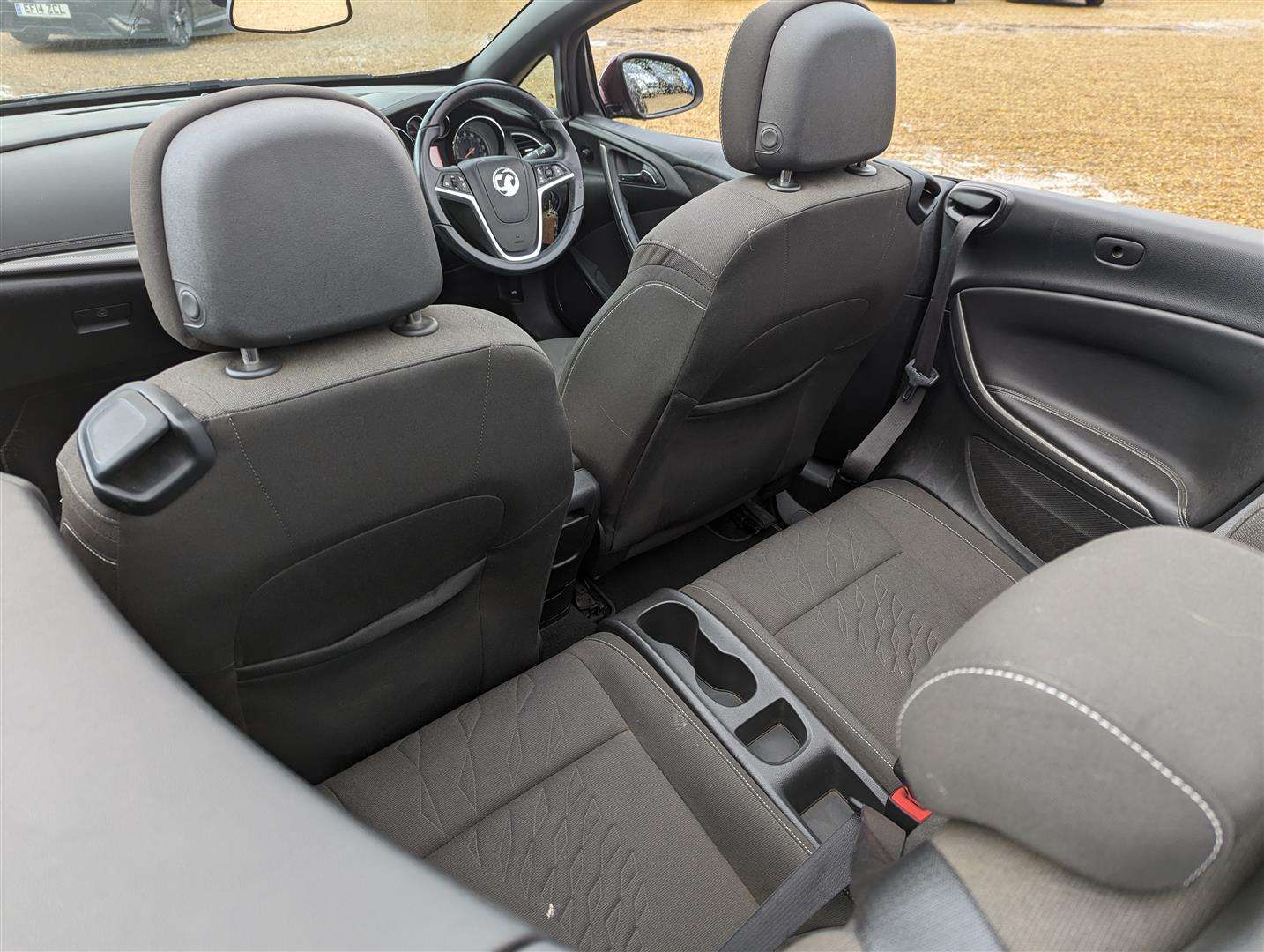 <p>2013 VAUXHALL CASCADA SE CDTI S/S</p>