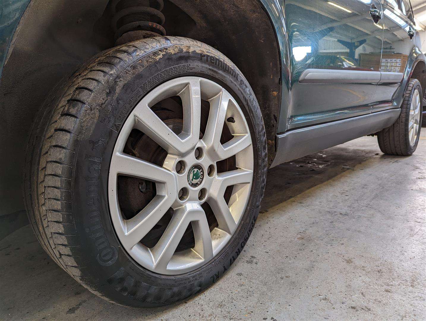 <p>2009 SKODA YETI ELEGANCE TDI CR</p>