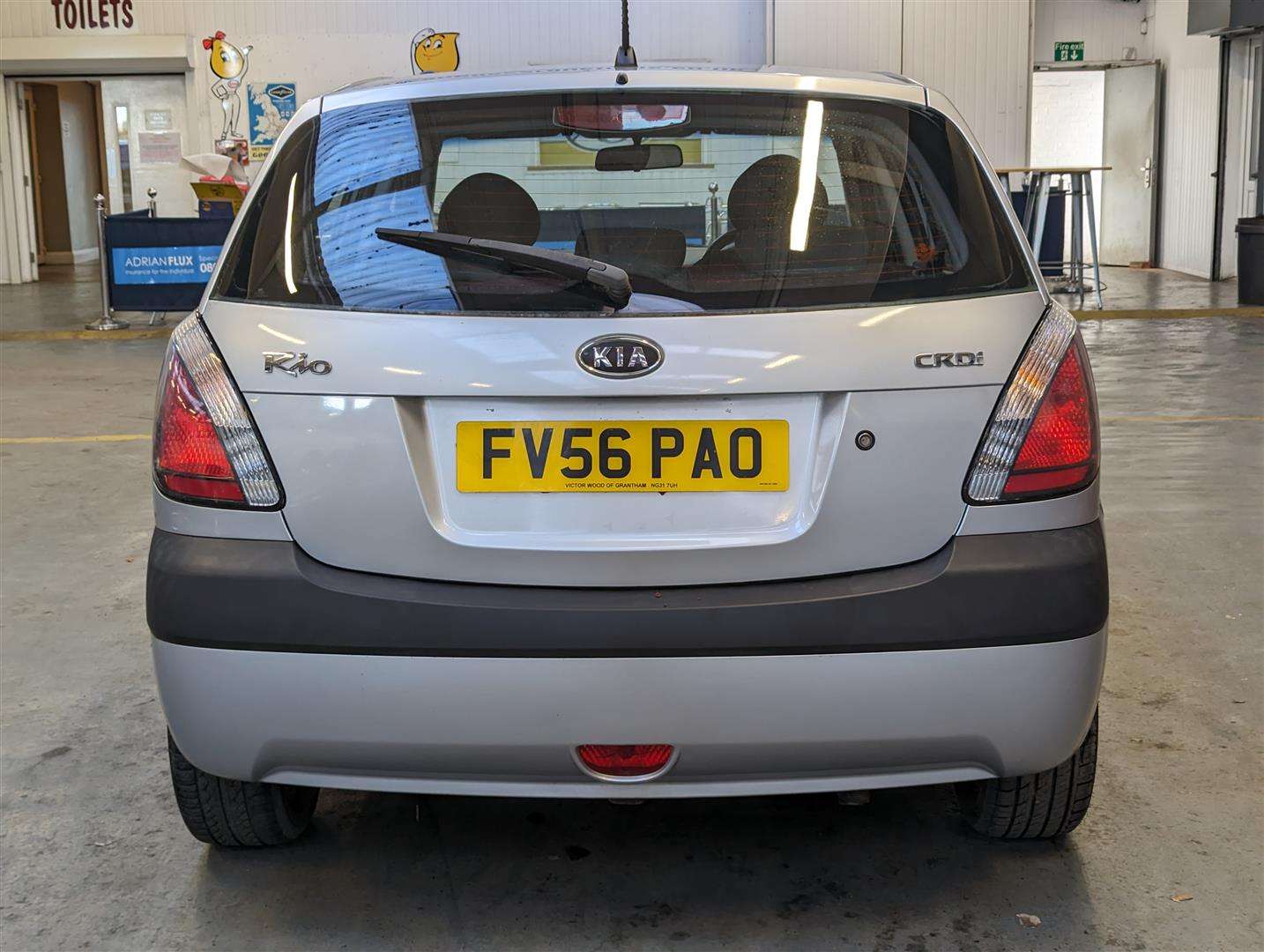 <p>2006 KIA RIO LX CRDI</p>