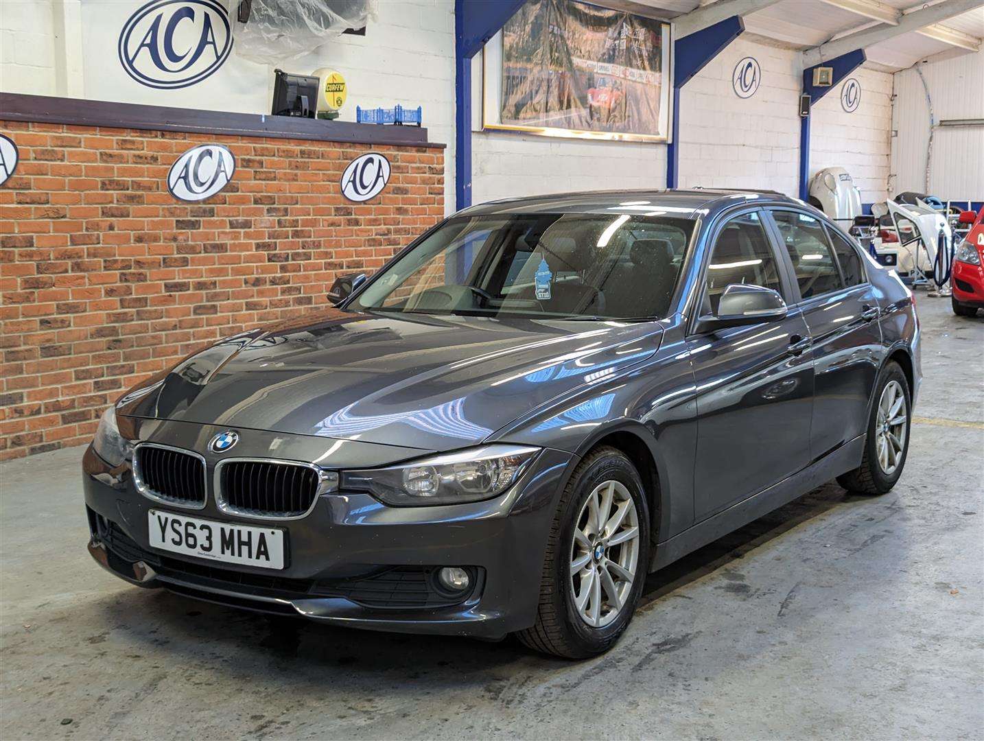 <p>2013 BMW 320D BUSINESS EFFICIENTDY</p>