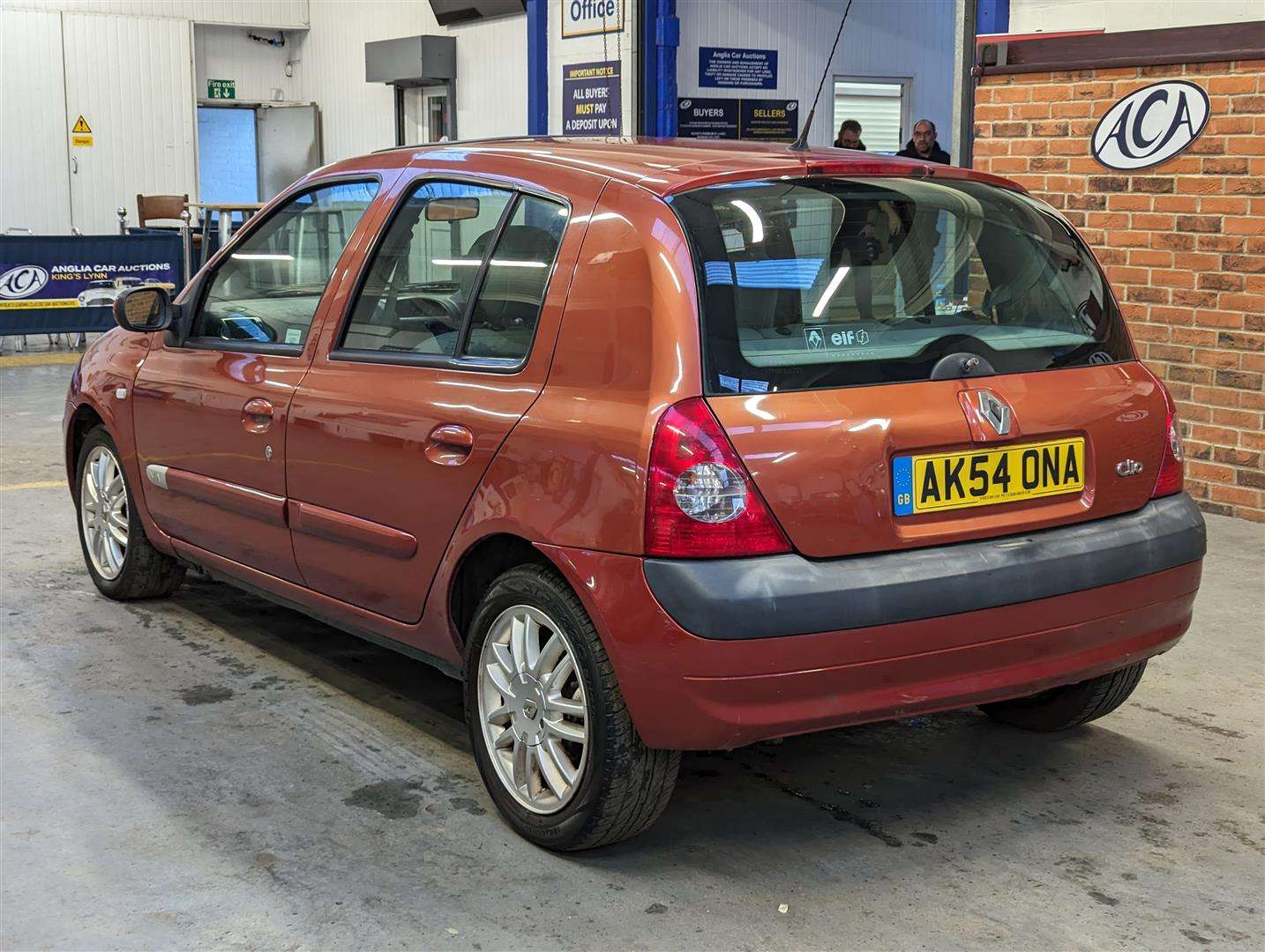 <p>2004 RENAULT CLIO INITIALE 16V AUTO</p>