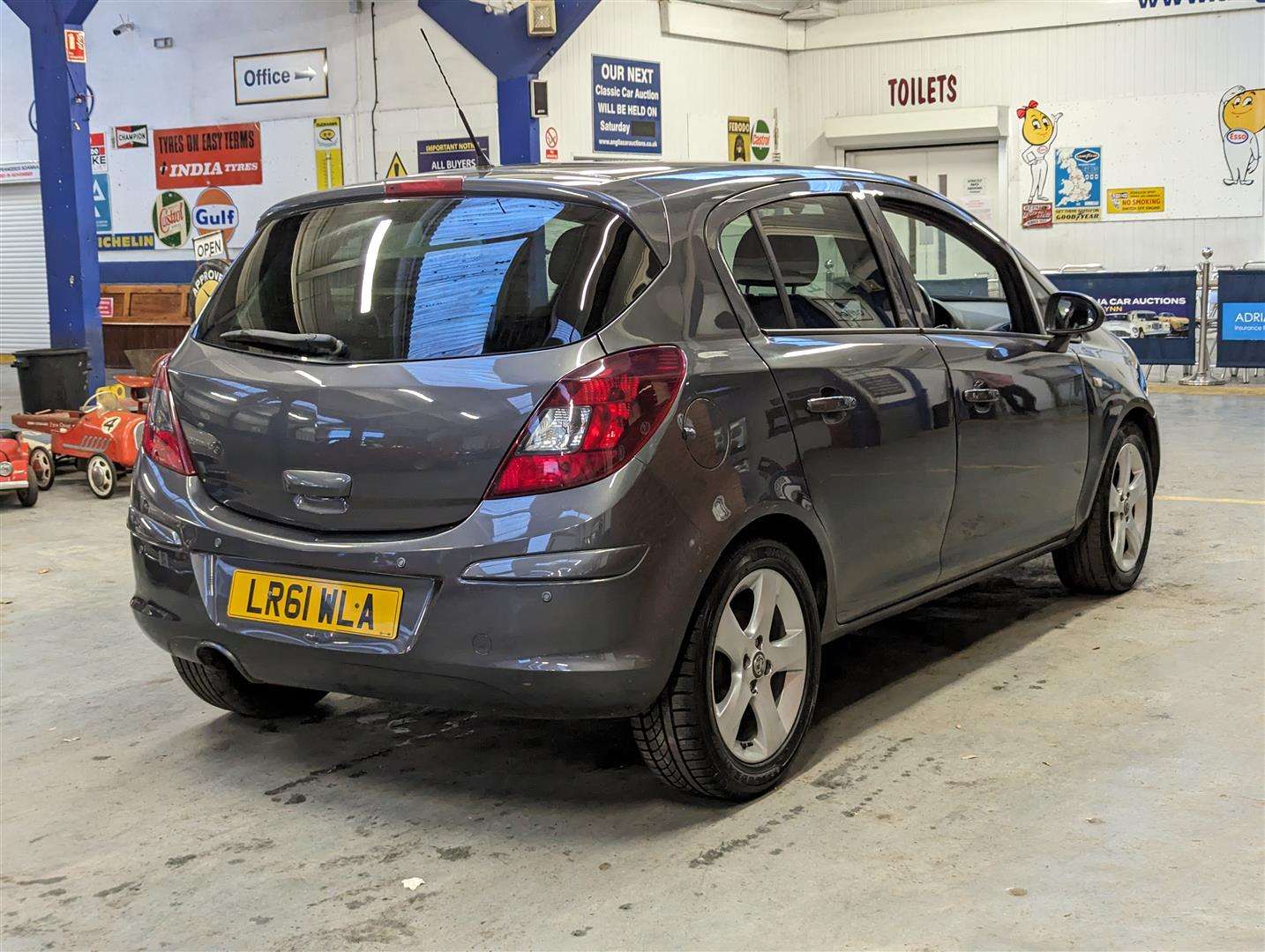 <p>2011 VAUXHALL CORSA SXI</p>