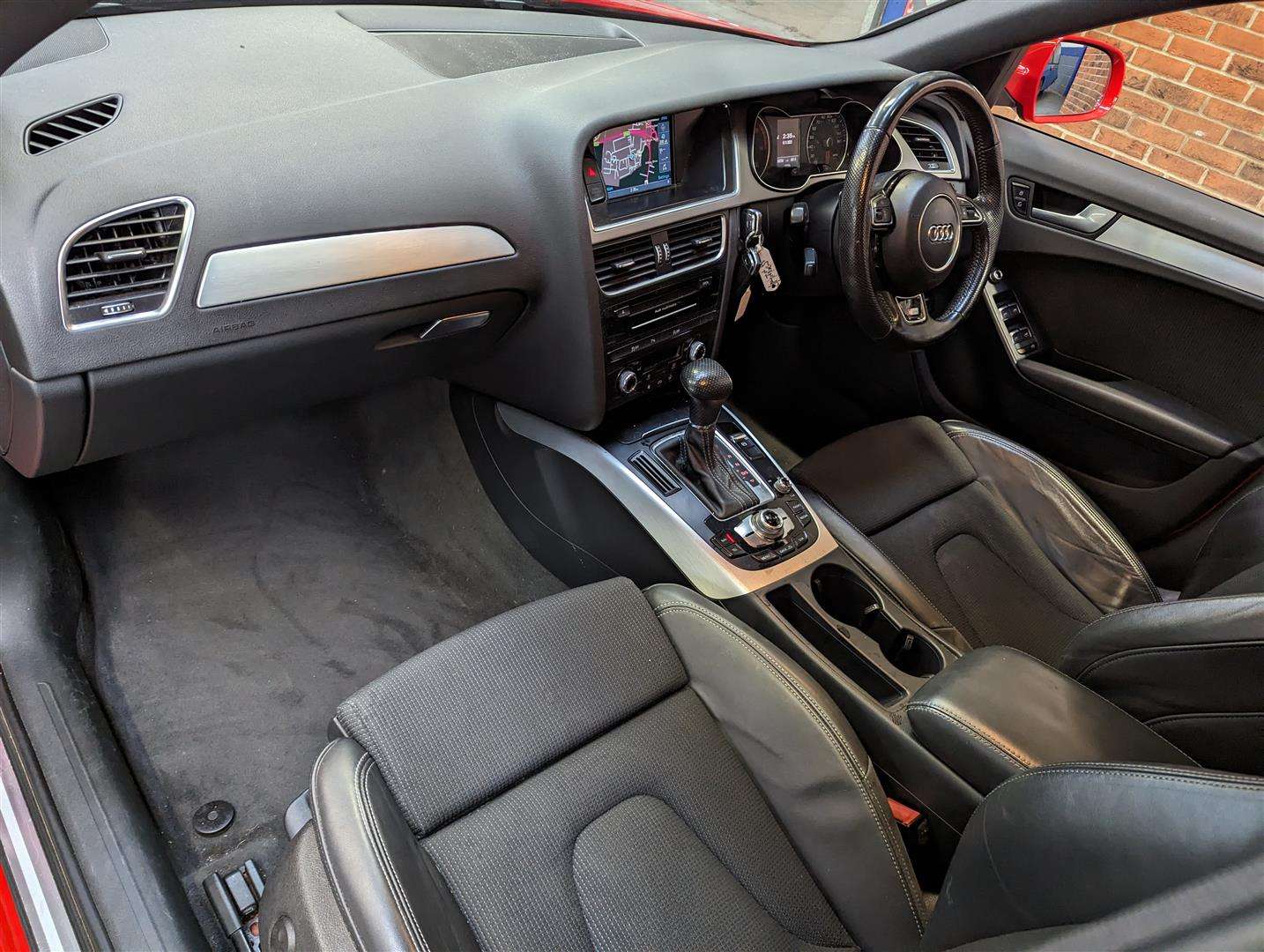 <p>2014 AUDI A4 S LINE TDI CVT</p>