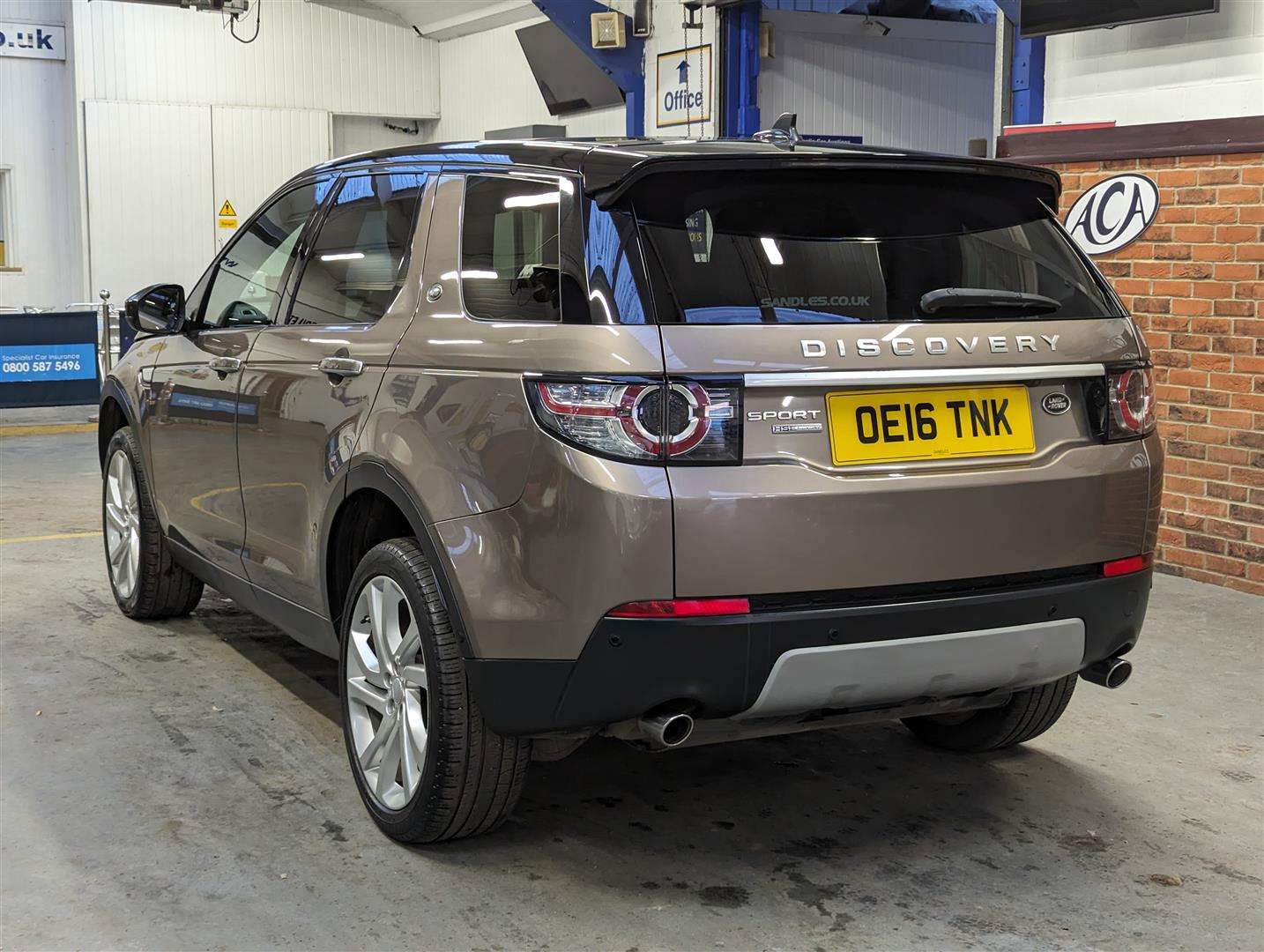 <p>2016 LAND ROVER DISCO-Y SPORT LUXURY HSE</p>