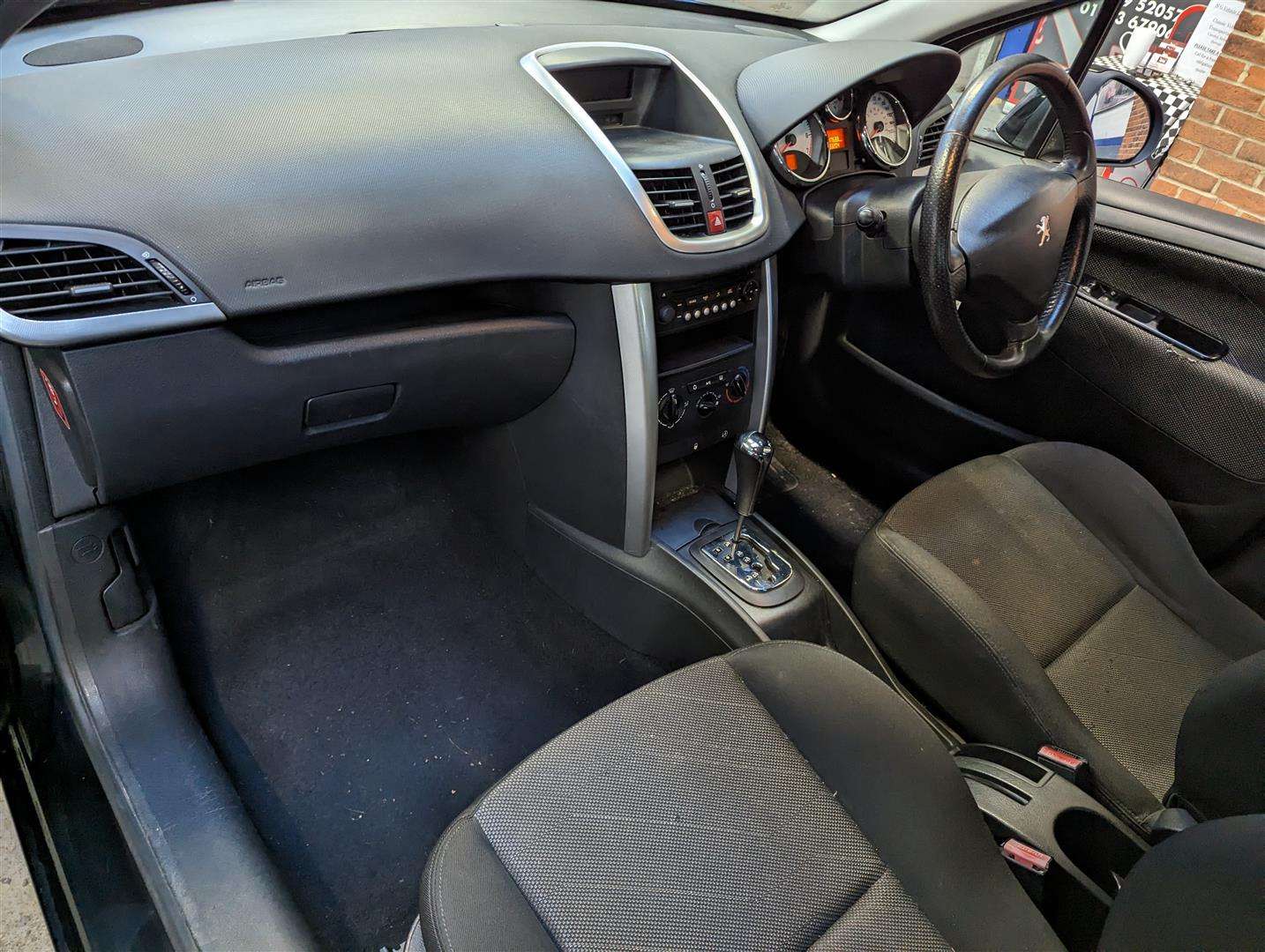 <p>2008 PEUGEOT 207 SPORT AUTO</p>