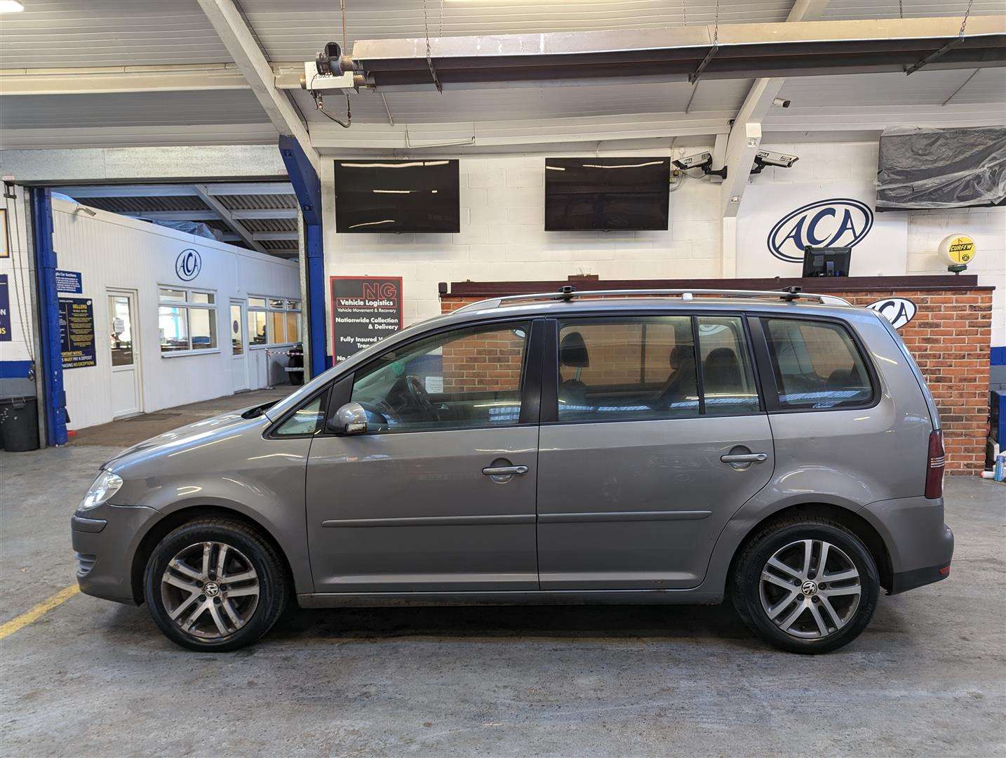 <p>2008 VOLKSWAGEN TOURAN SE TDI 105</p>