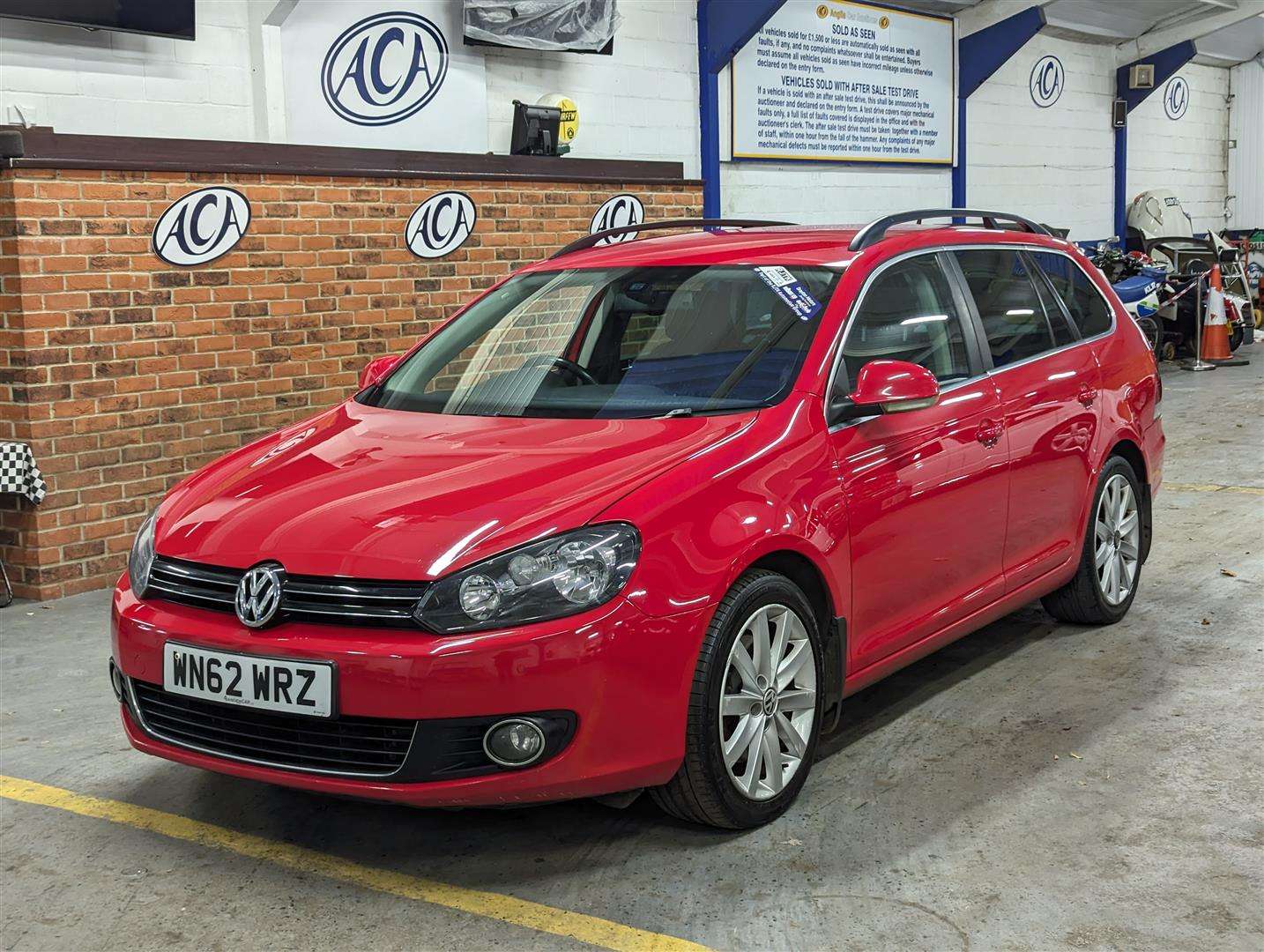 <p>2012 VOLKSWAGEN GOLF SPORTLINE TDI</p>