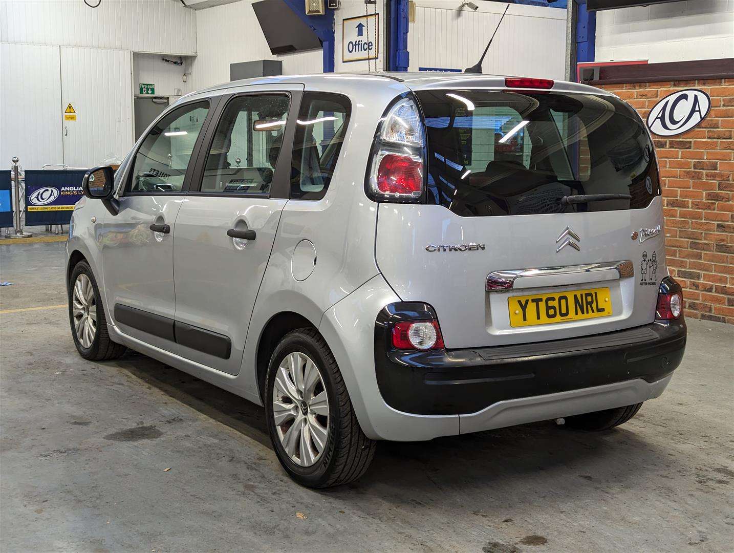 <p>2010 CITROEN C3 PICASSO VTR+ HDI</p>