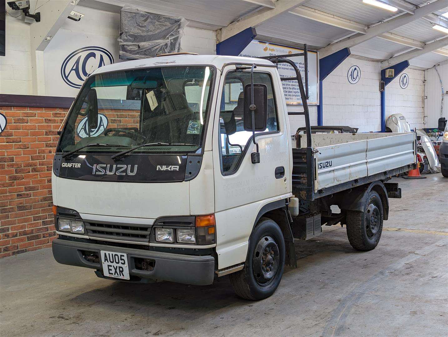 <p>2005 ISUZU TRUCKS NKR 77 TURBO ELECTRIC DI</p>