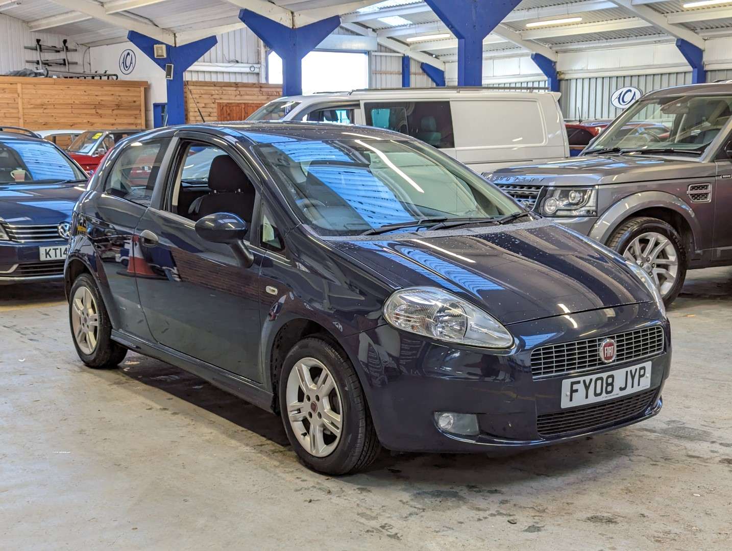 <p>2008 FIAT GRANDE PUNTO ACTIVE 77</p>