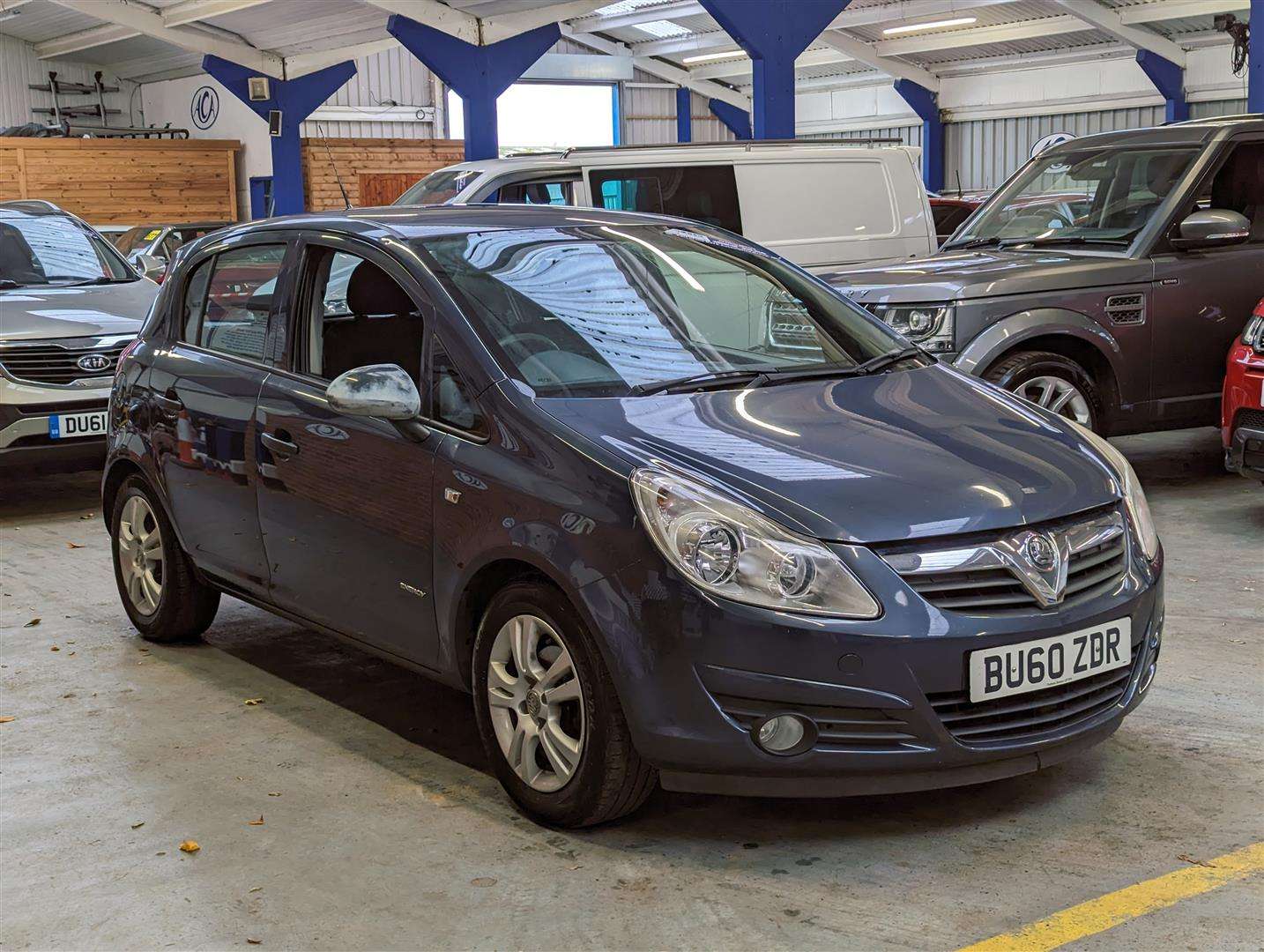 <p>2010 VAUXHALL CORSA ENERGY</p>