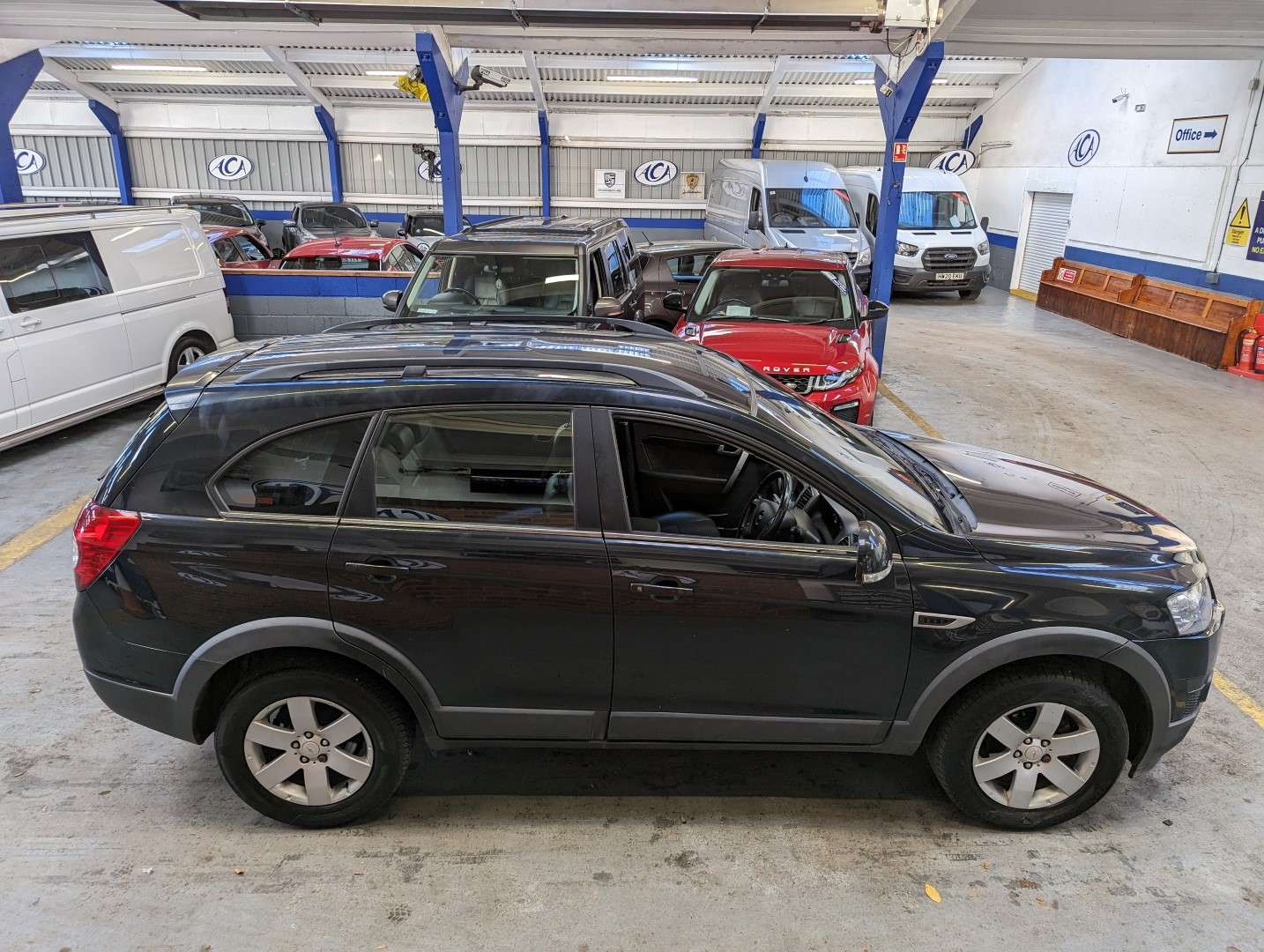 <p>2011 CHEVROLET CAPTIVA LT VCDI AUTO</p>