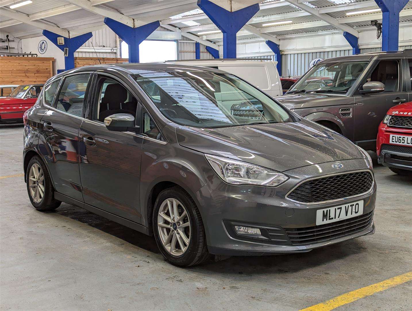 <p>2017 FORD C-MAX ZETEC TURBO</p>