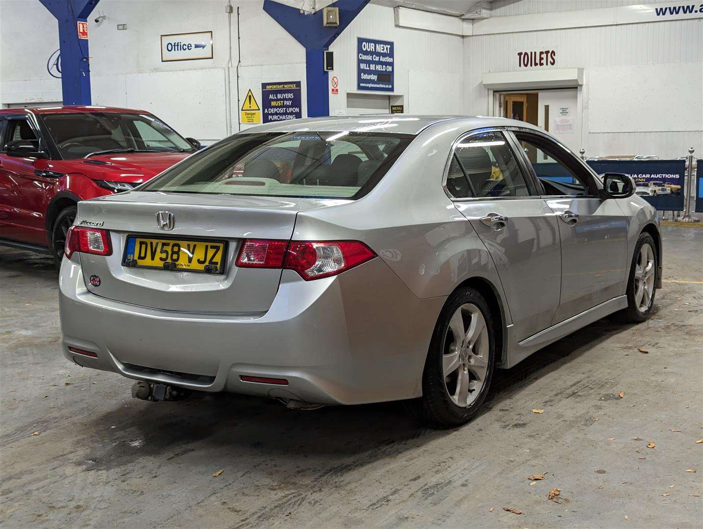 <p>2008 HONDA ACCORD ES GT I-DTEC</p>