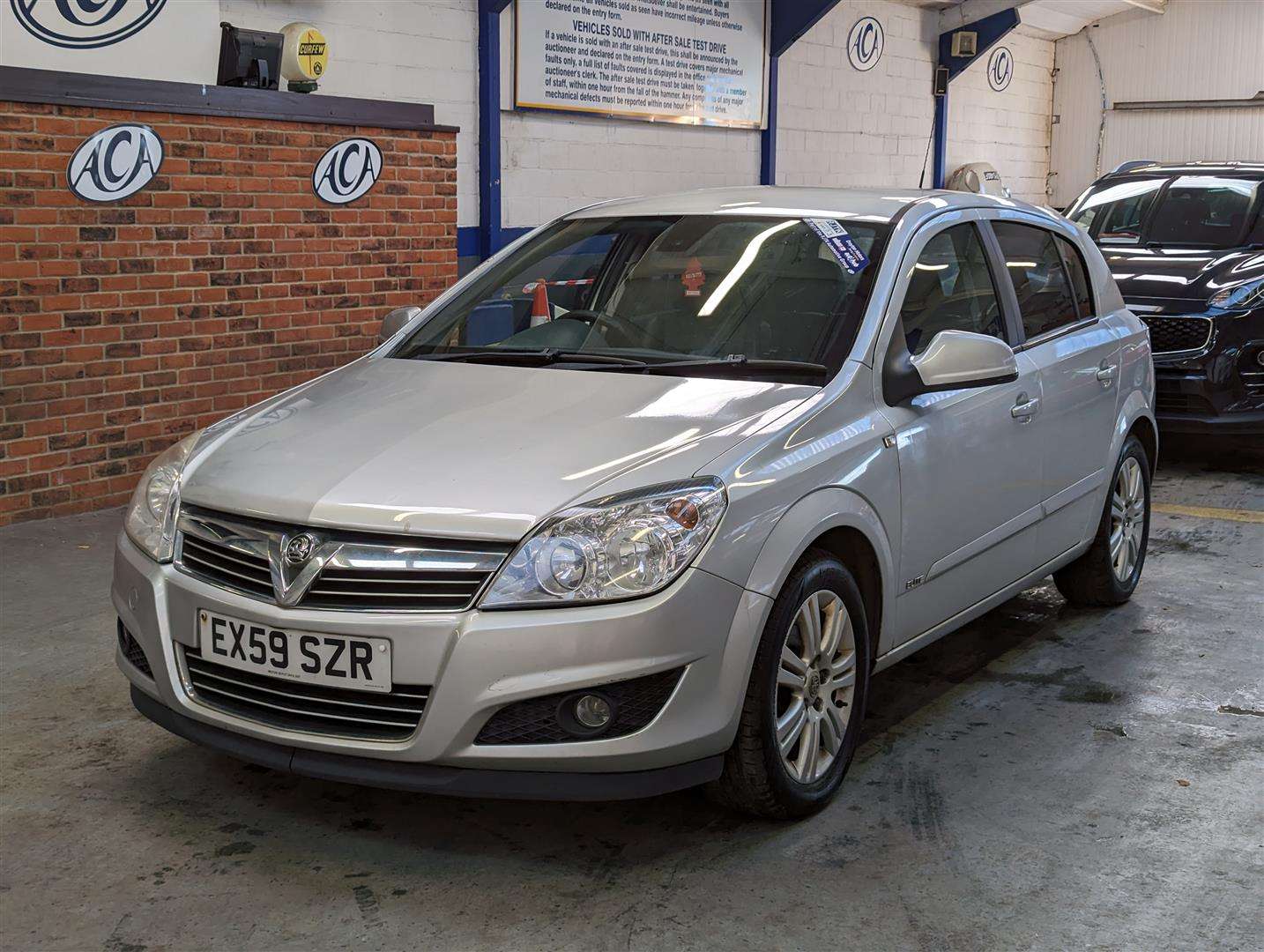 <p>2009 VAUXHALL ASTRA ELITE</p>