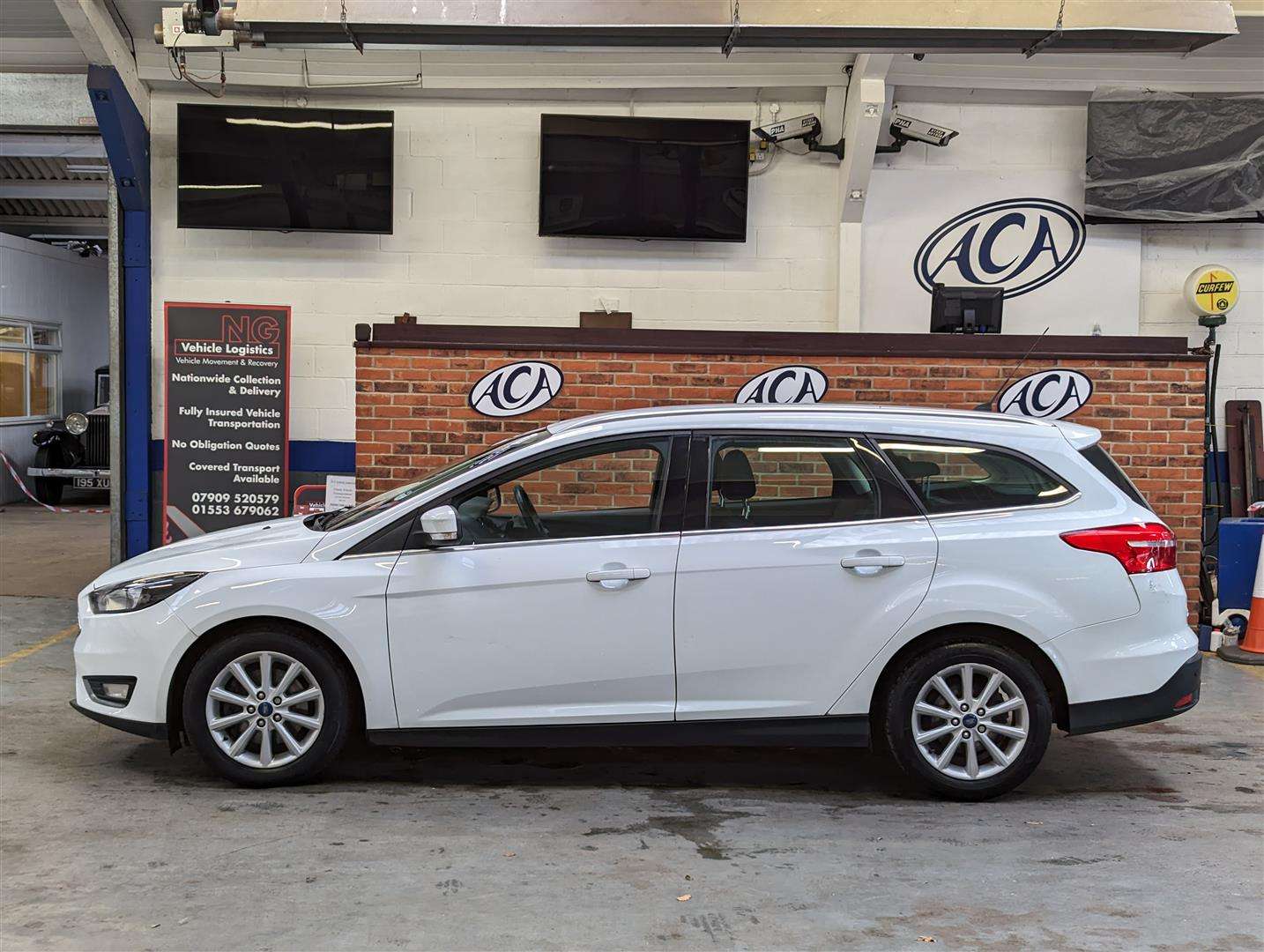 <p>2015 FORD FOCUS TITANIUM</p>