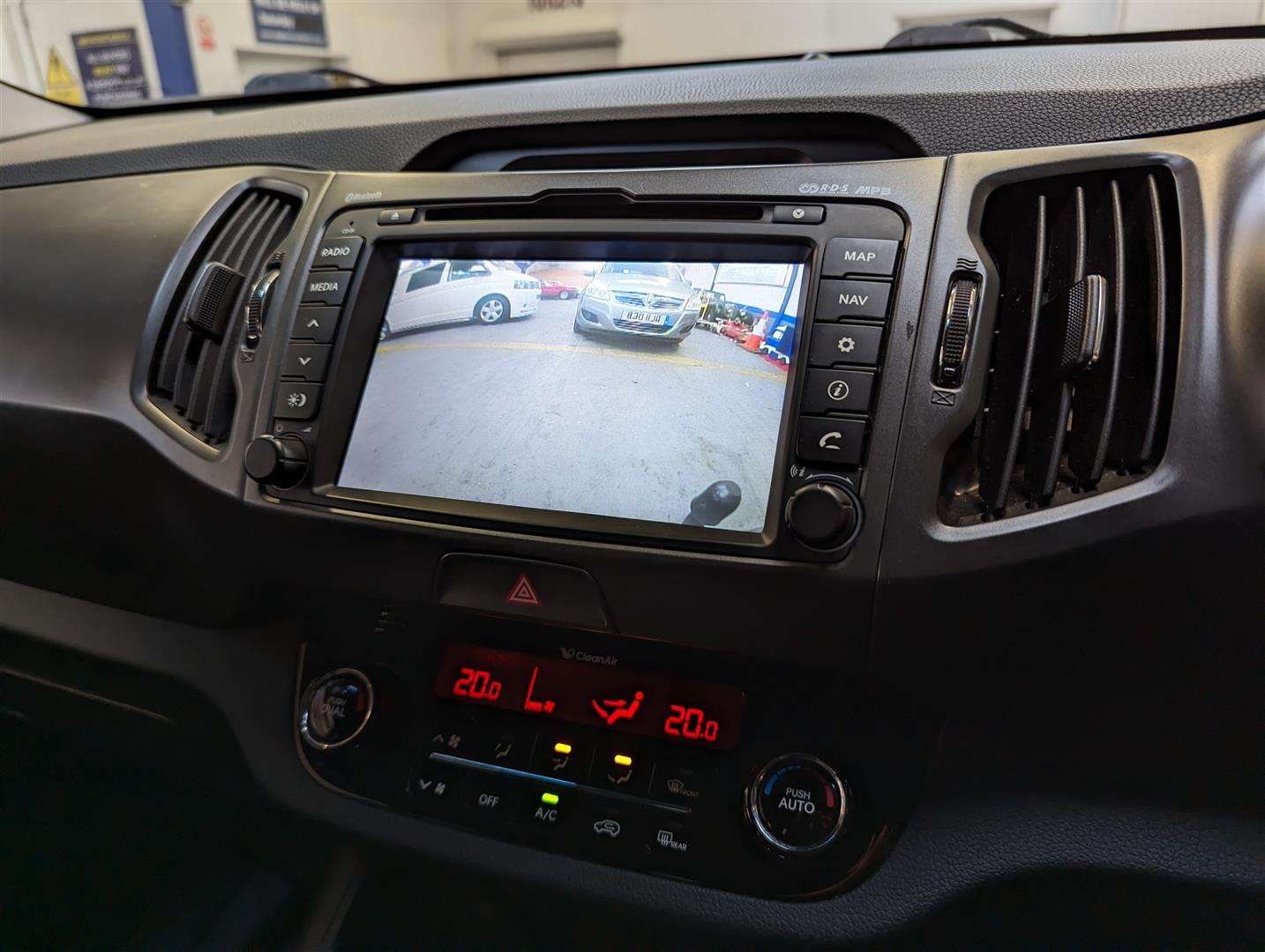 <p>2012 KIA SPORTAGE KX-3 SAT NAV CRD</p>