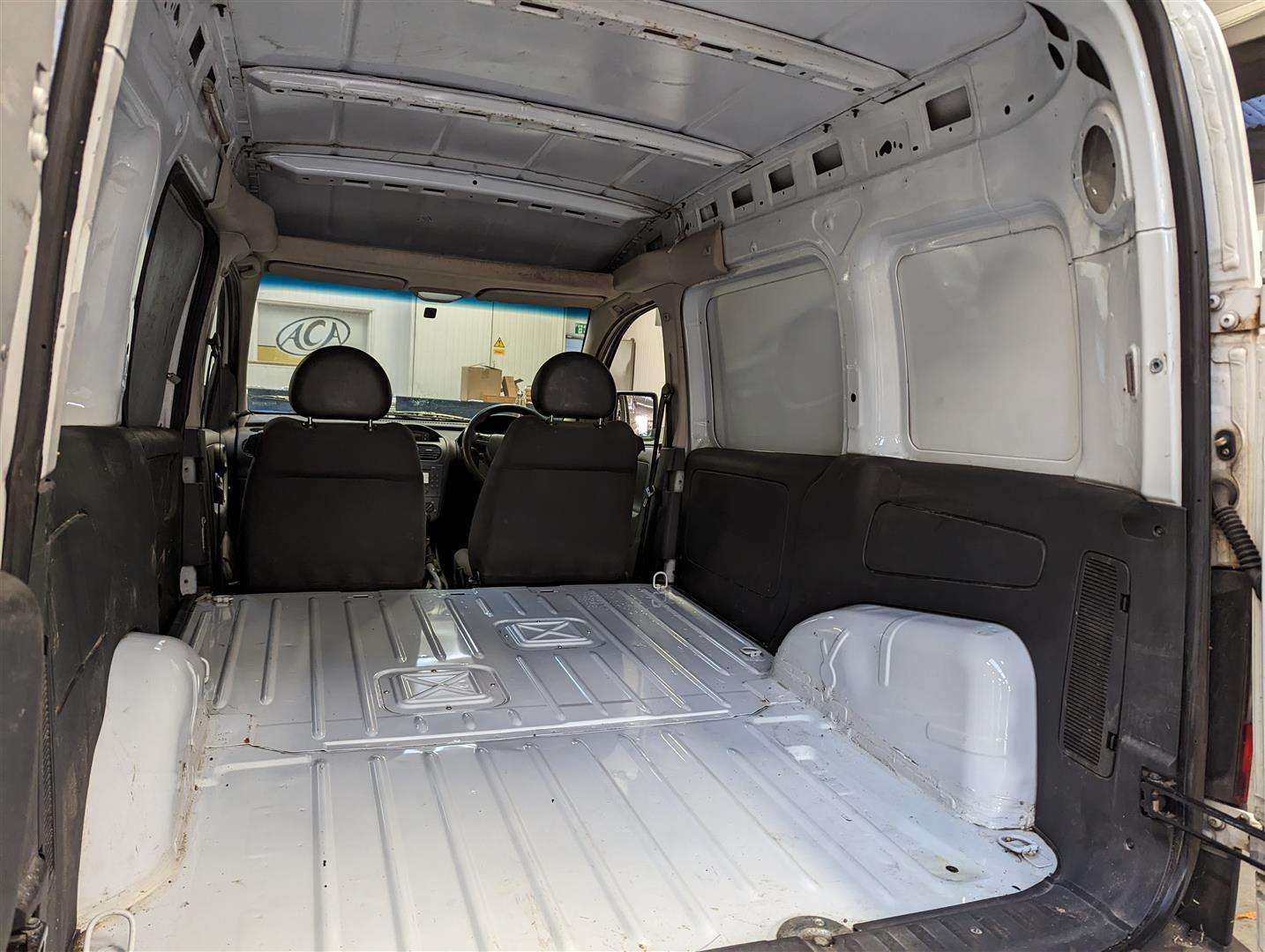 <p>2011 VAUXHALL COMBO 1700 ECOFLEX</p>