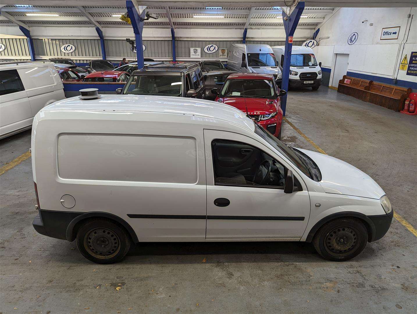 <p>2011 VAUXHALL COMBO 1700 ECOFLEX</p>