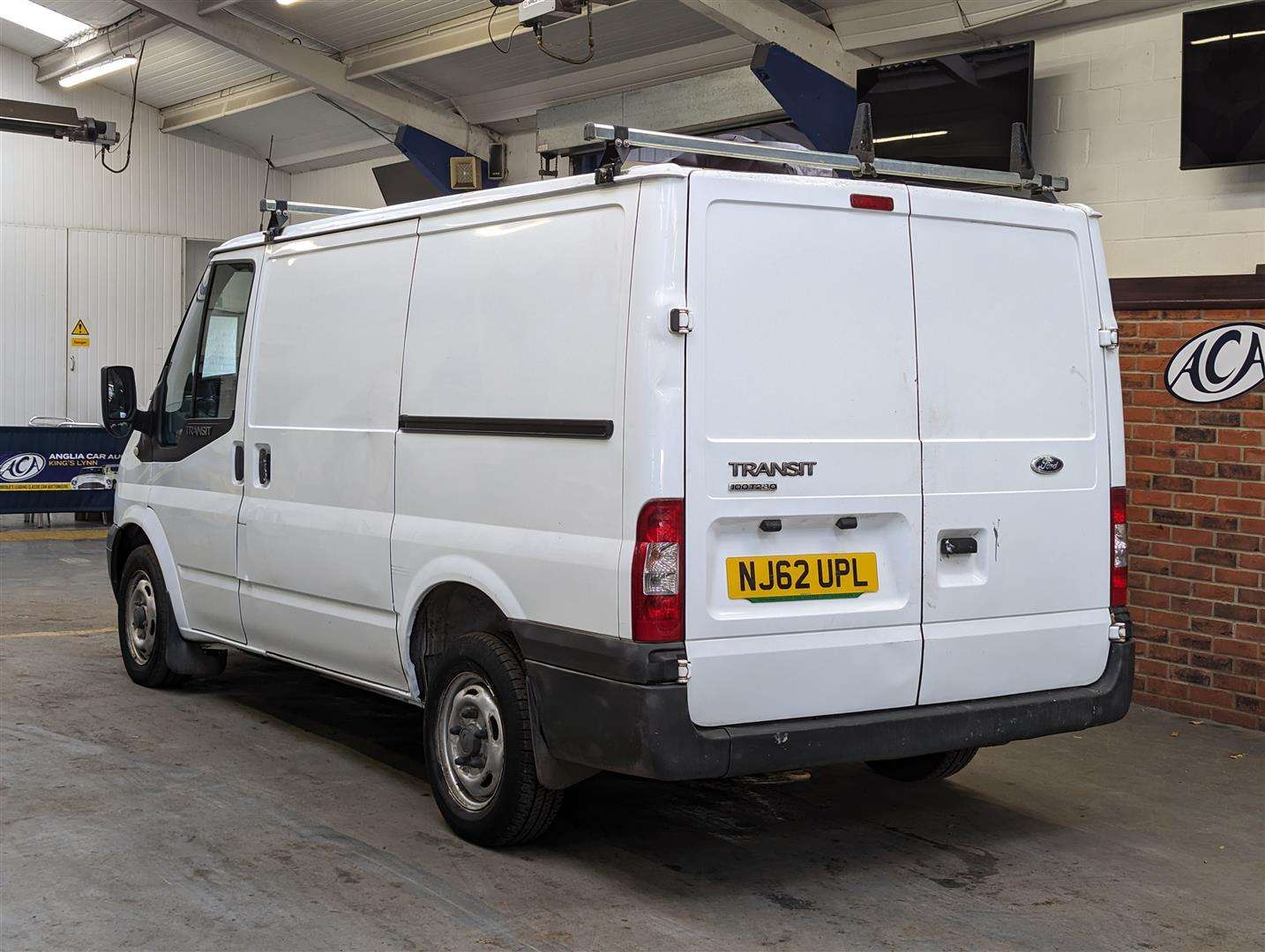 <p>2012 FORD TRANSIT SOLD</p>