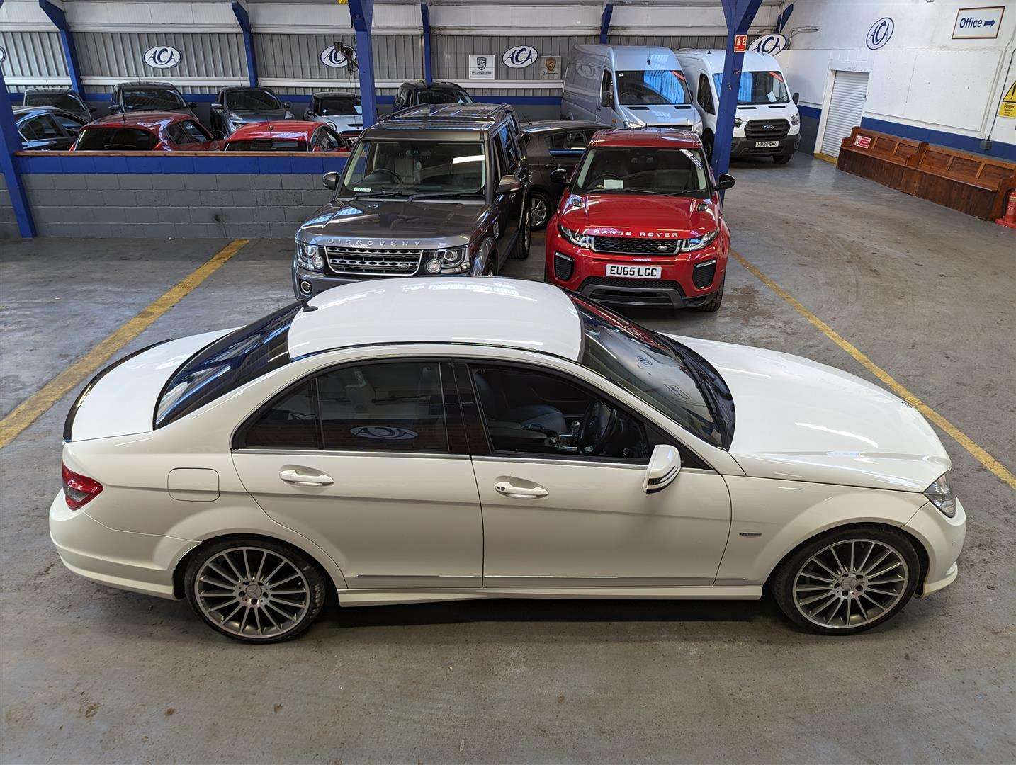 <p>2010 MERCEDES-BENZ C220 BLUEEFF-CY SPORT CDI</p>