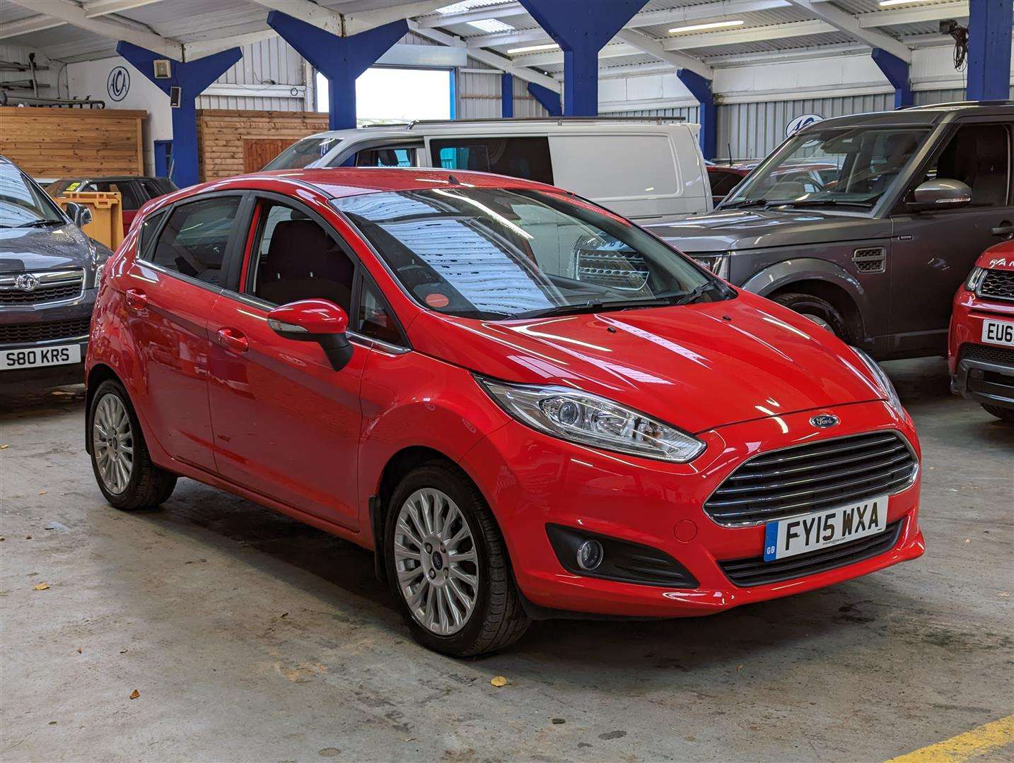 <p>2015 FORD FIESTA SOLD</p>