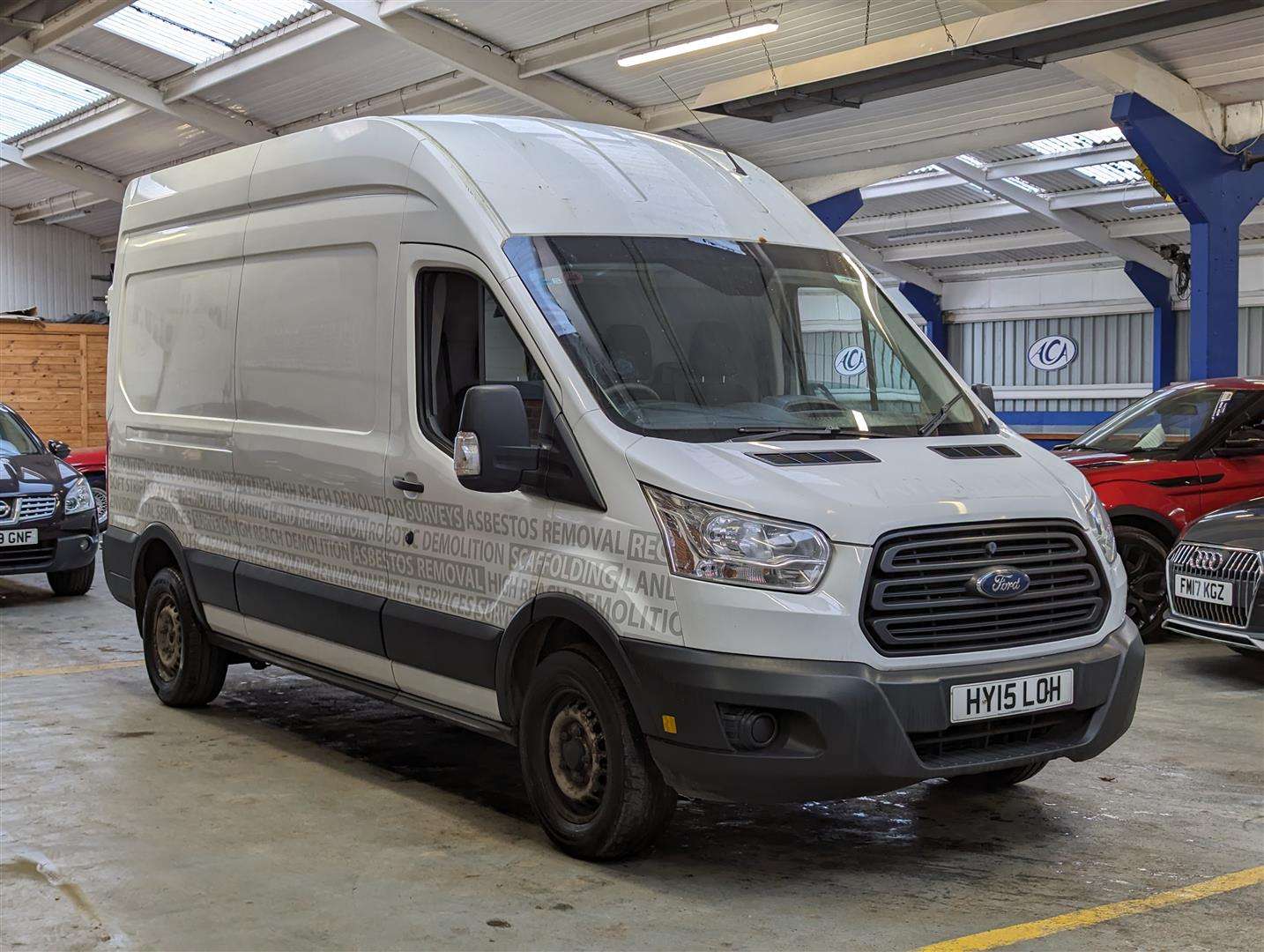 <p>2015 FORD TRANSIT 350</p>