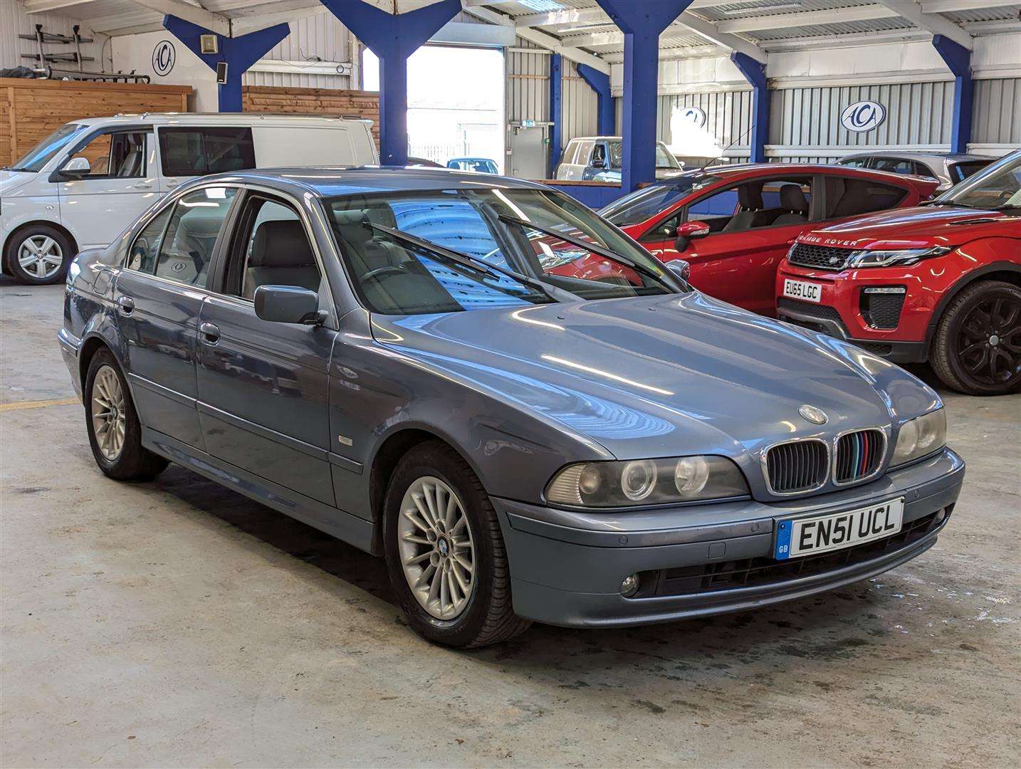 <p>2001 BMW 525I SE AUTO</p>