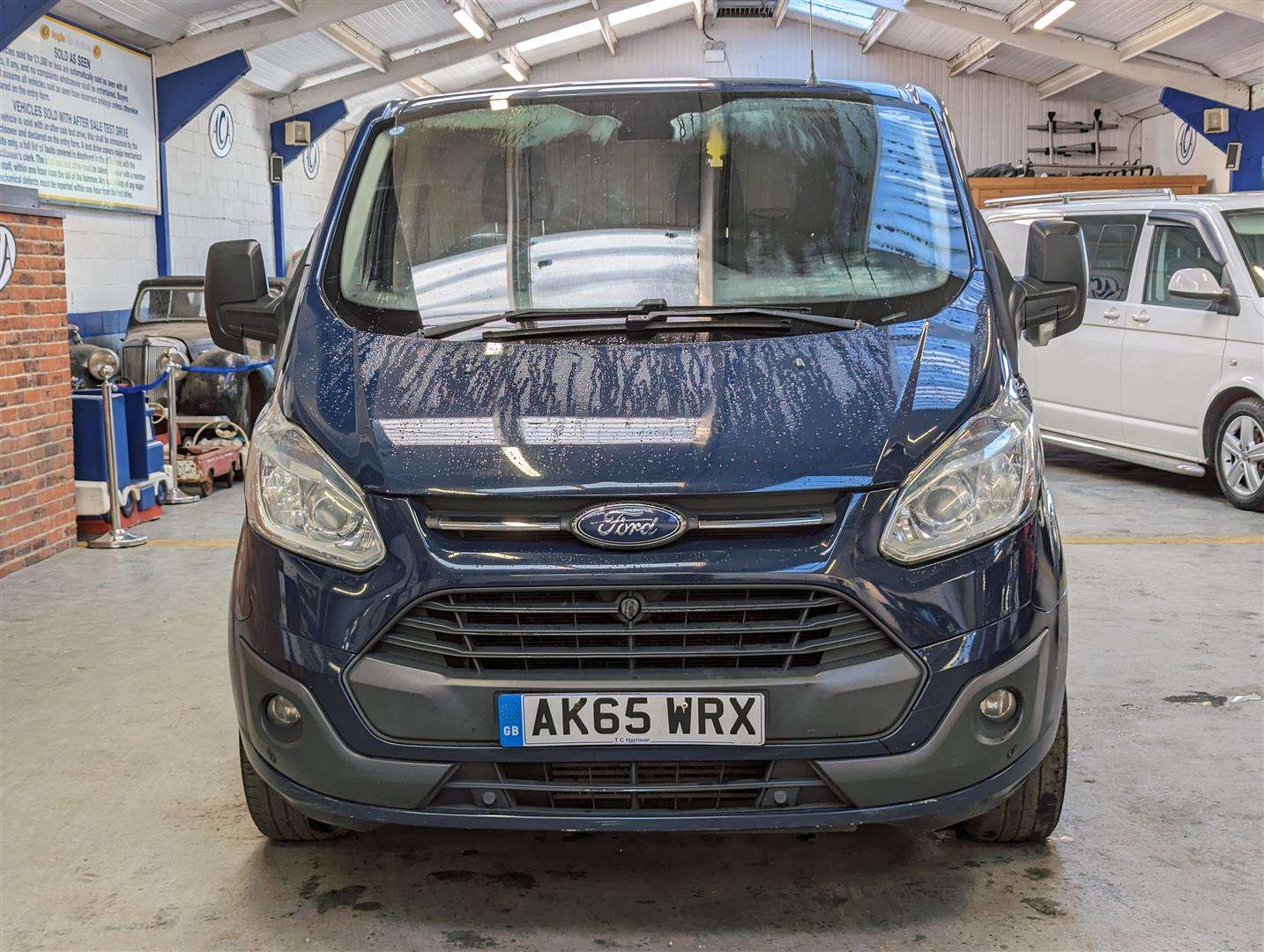 <p>2015 FORD TRANSIT CUSTOM 290 TREND E-TEC</p>